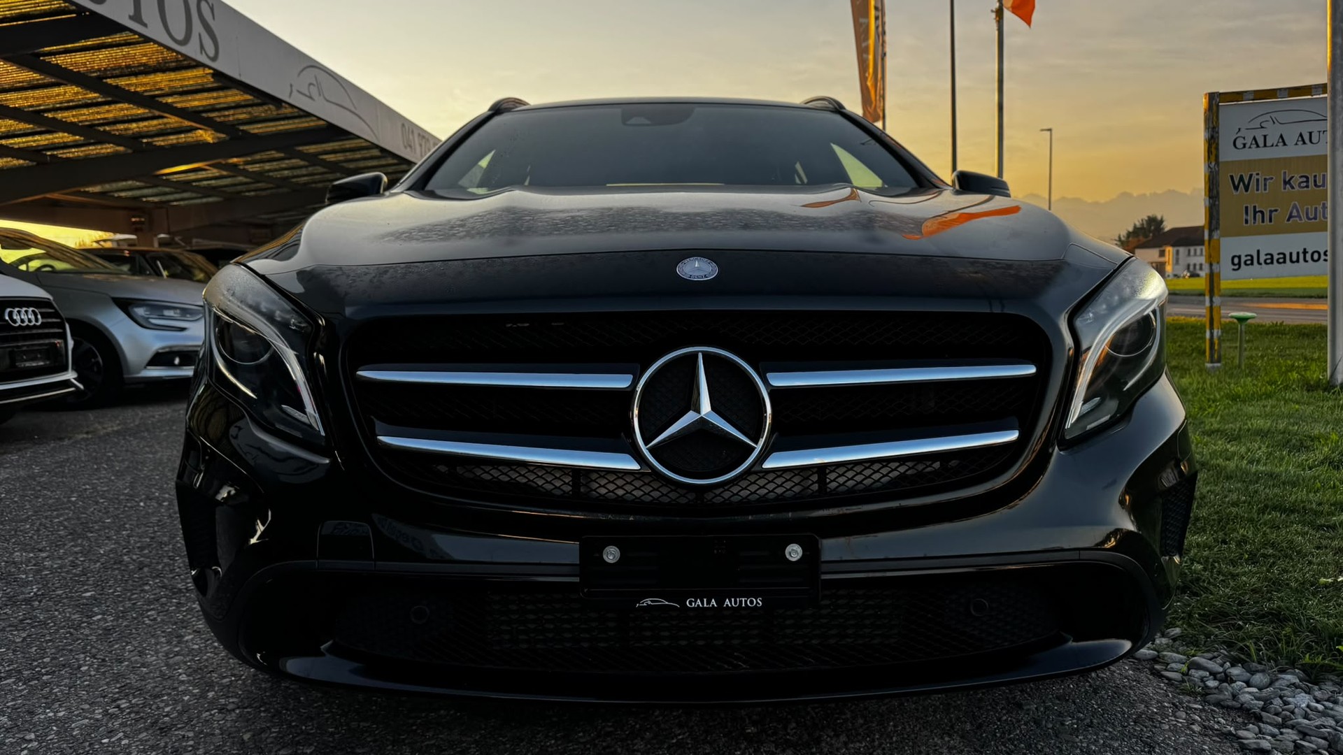MERCEDES-BENZ GLA 200 7G-DCT-image-1
