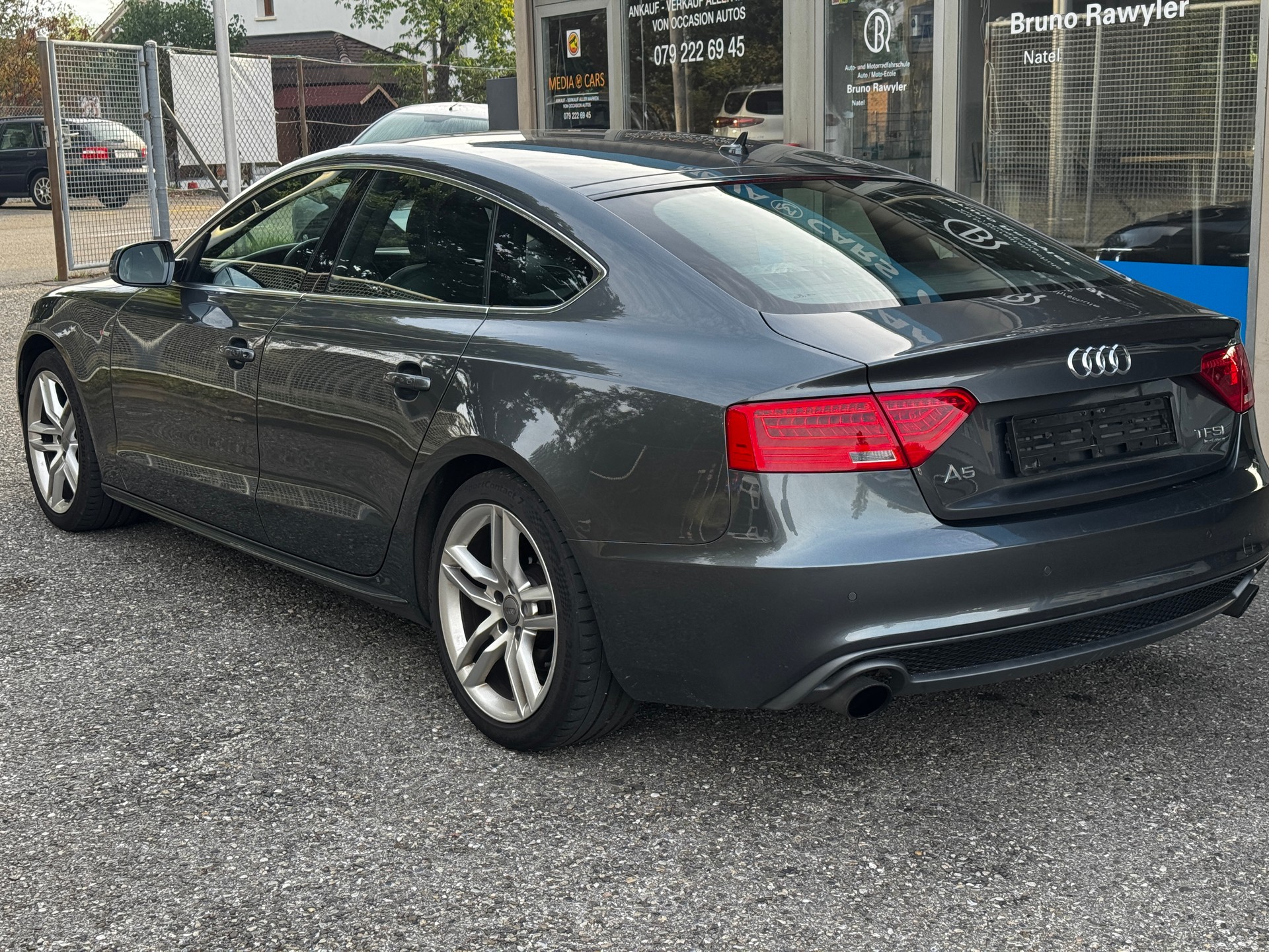 AUDI A5 Sportback 2.0 TFSI quattro S-tronic-image-4