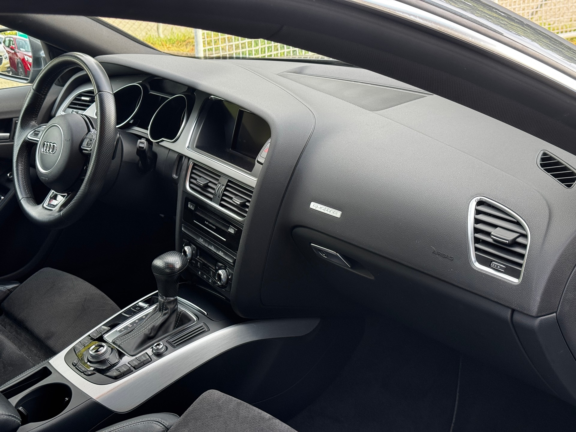 AUDI A5 Sportback 2.0 TFSI quattro S-tronic-image-8