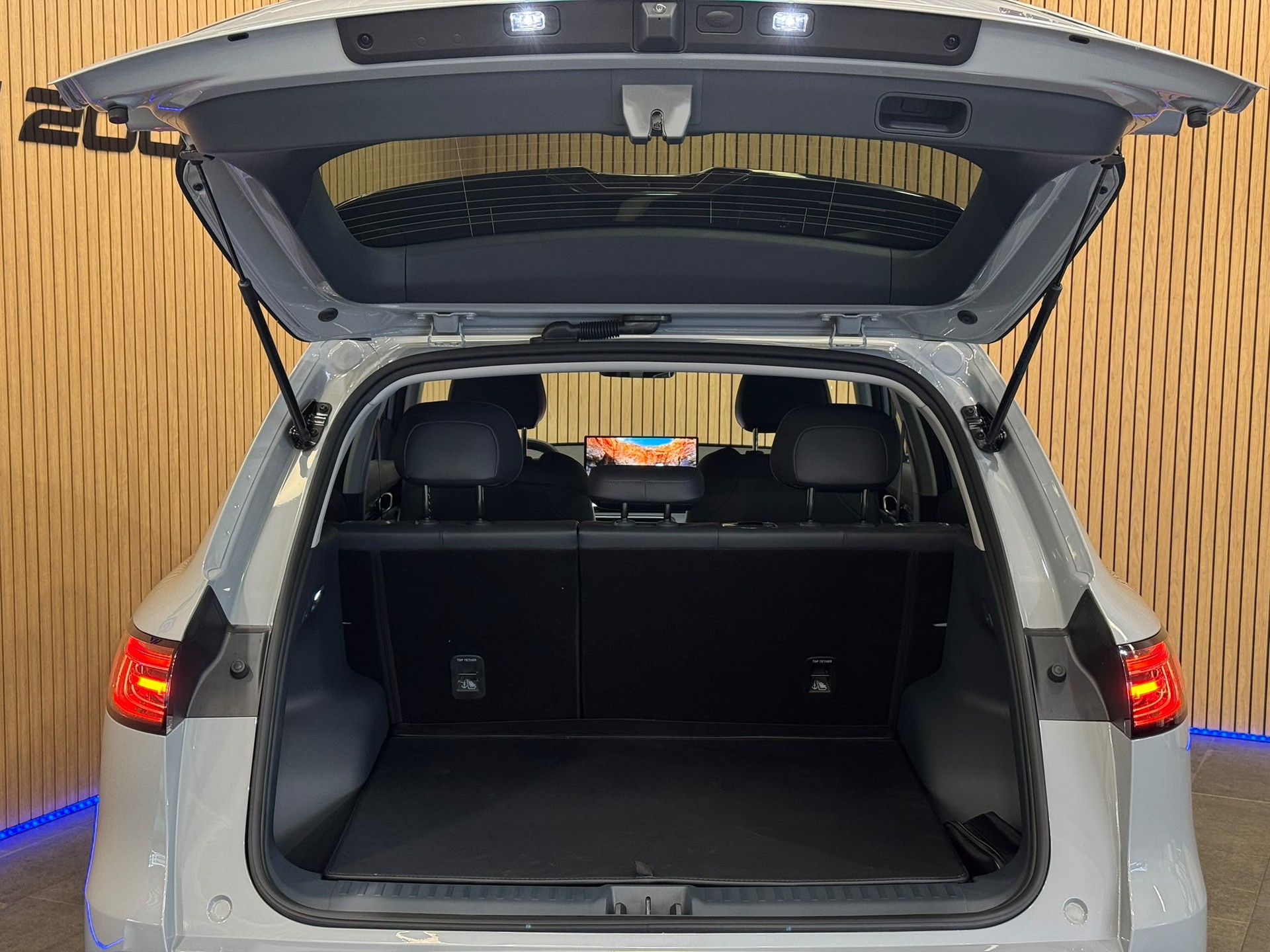 GEELY E5 Pro + *Mehrere Farben erhältlich*-image-7