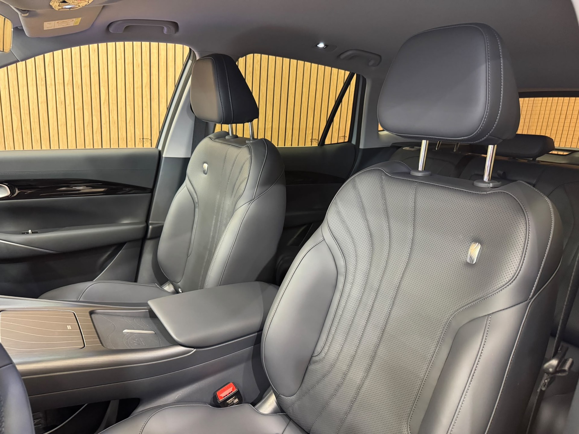 GEELY E5 Pro + *Mehrere Farben erhältlich*-image-22