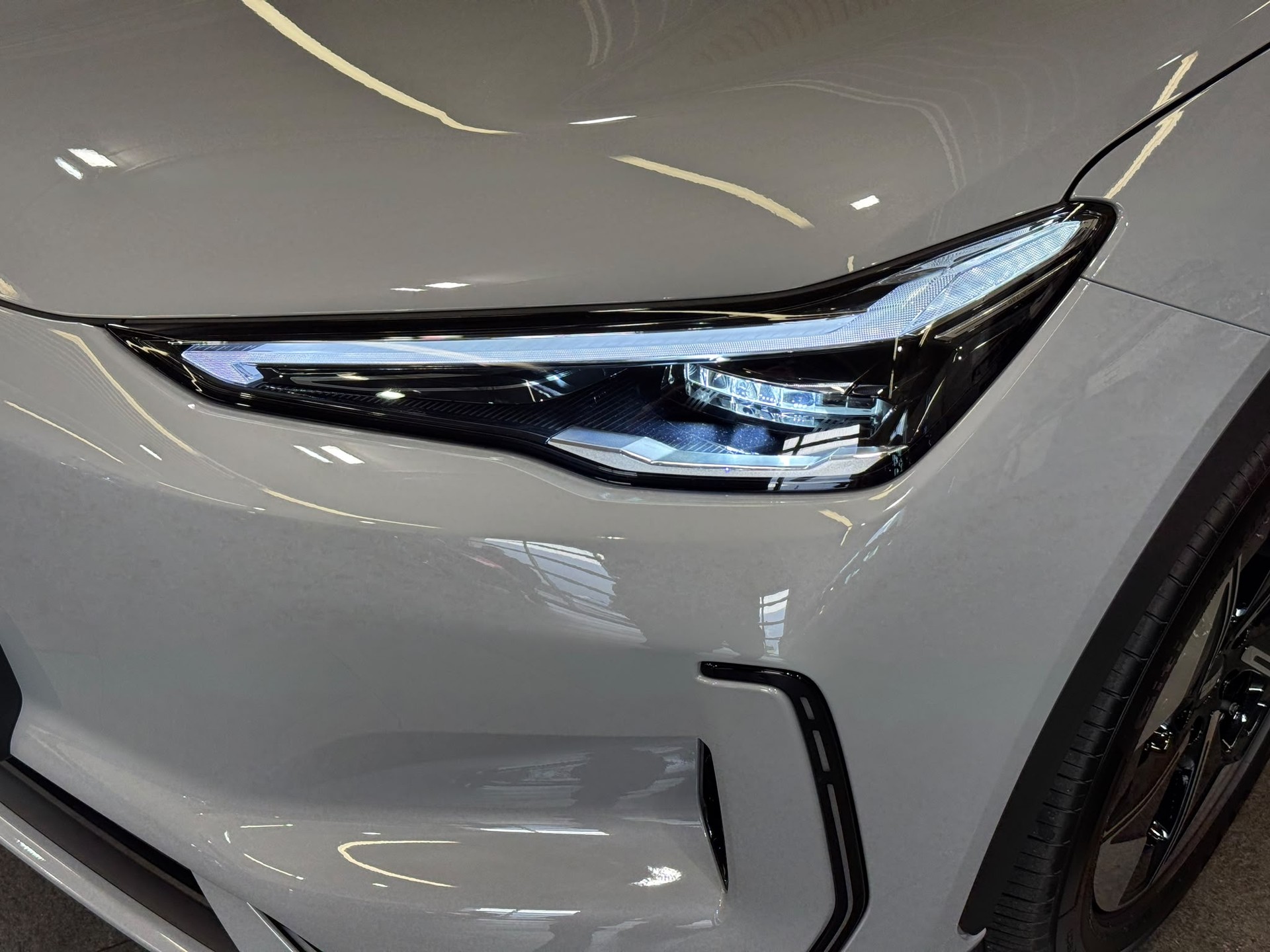 GEELY E5 Pro + *Mehrere Farben erhältlich*-image-3
