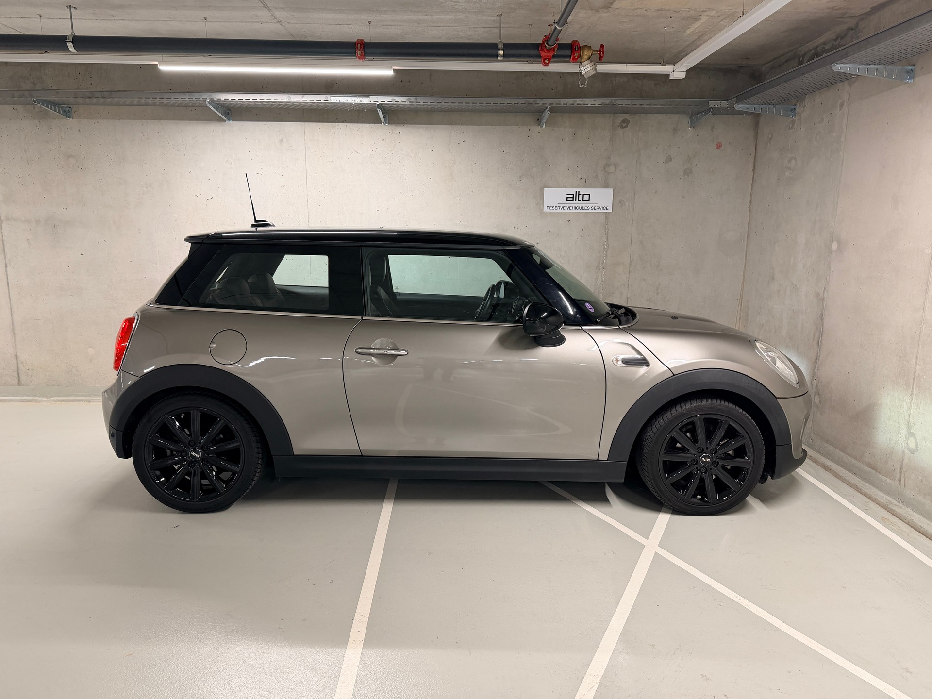 MINI Cooper Steptronic-image-5
