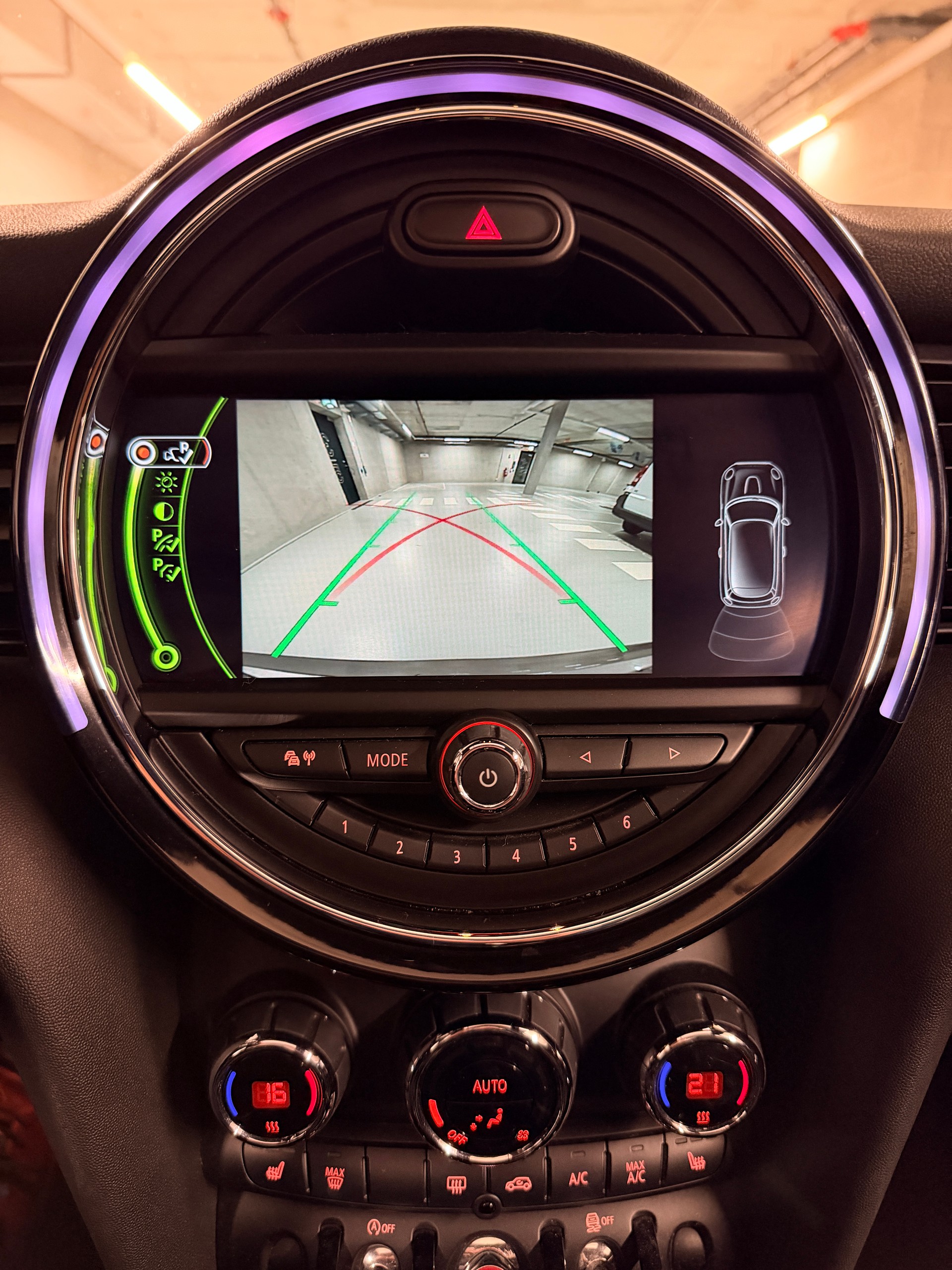 MINI Cooper Steptronic-image-10