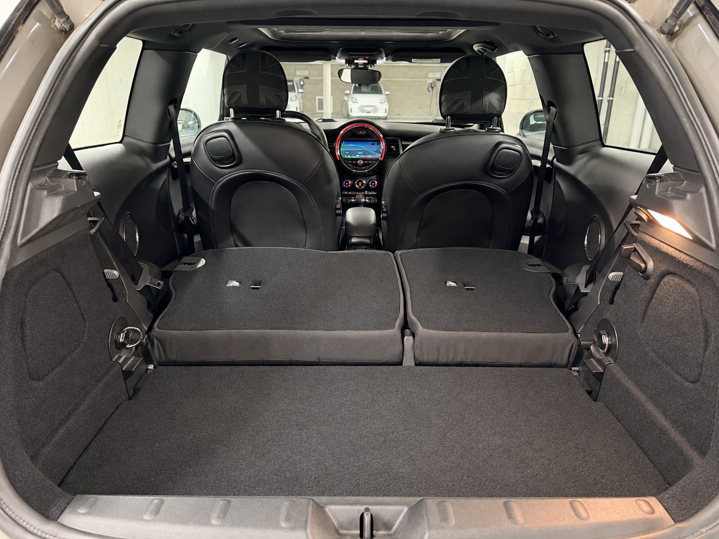 MINI Cooper Steptronic-image-18