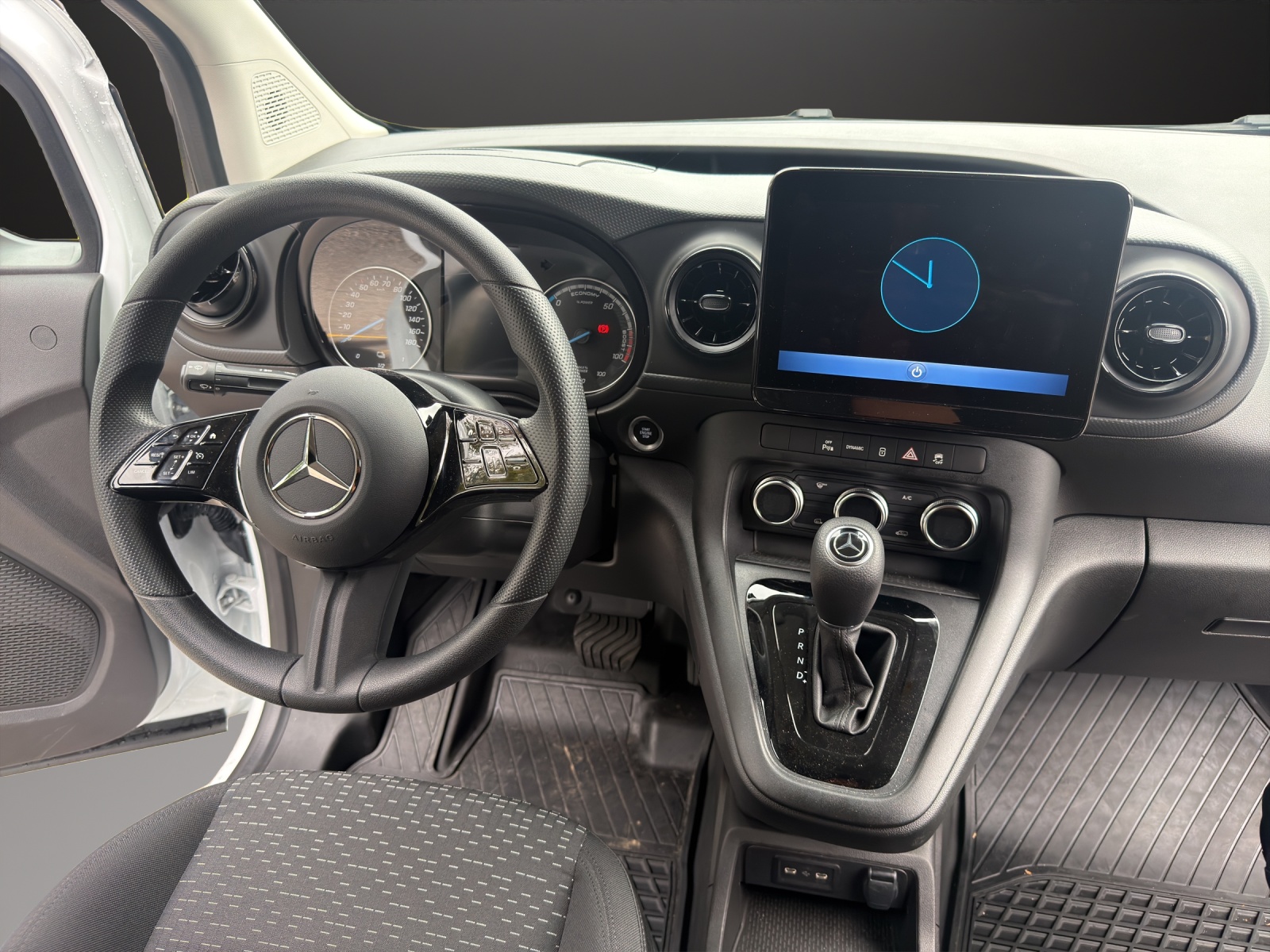 MERCEDES-BENZ eCitan 45kWh Pro-image-9