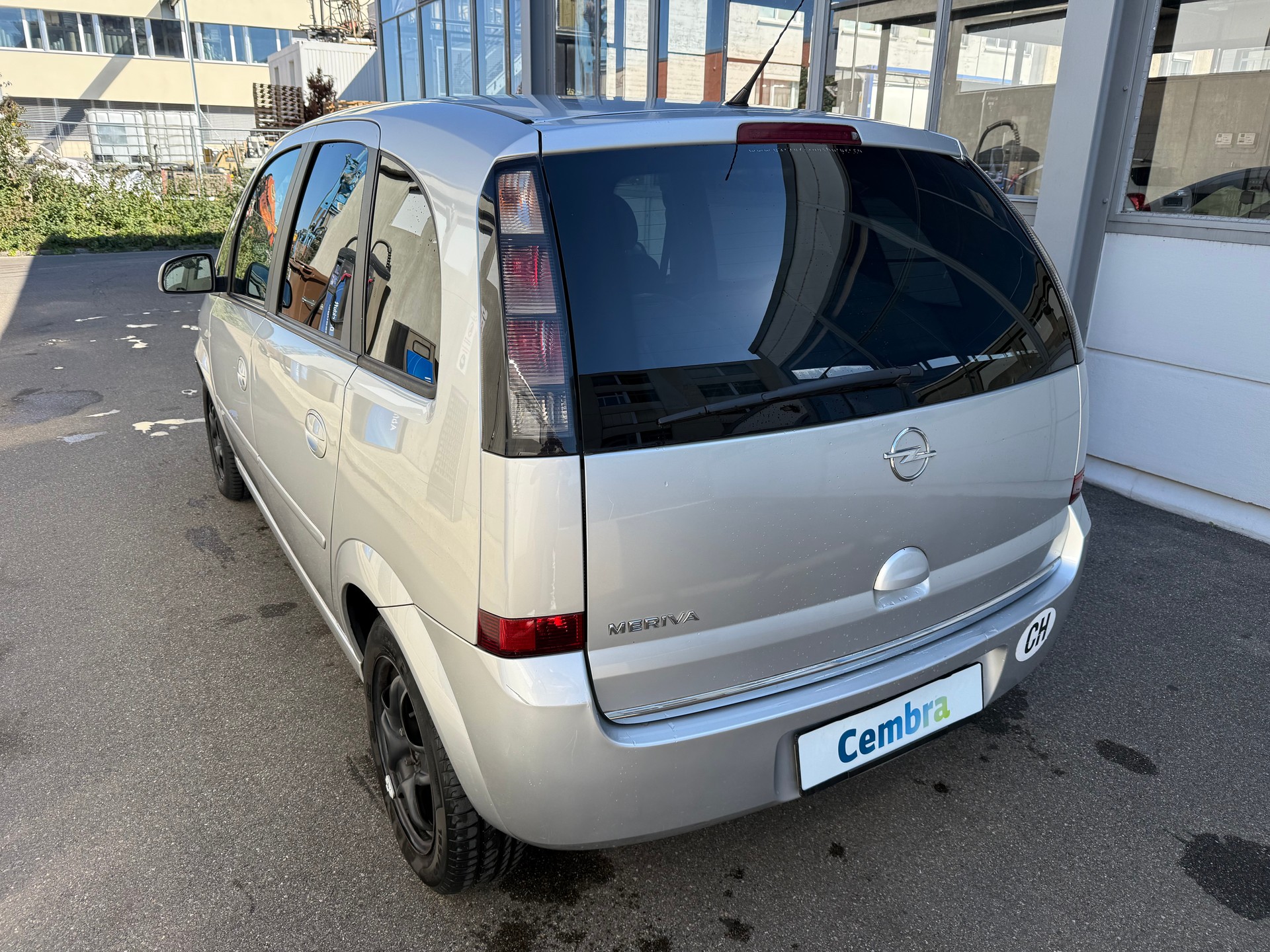 OPEL Meriva 1.6i-16 TP Enjoy *Frisch ab MFK *Automat *Klimaanlage *4 neue Winterreifen *hintere Bremsscheiben + Bremsbeläge neu-image-4