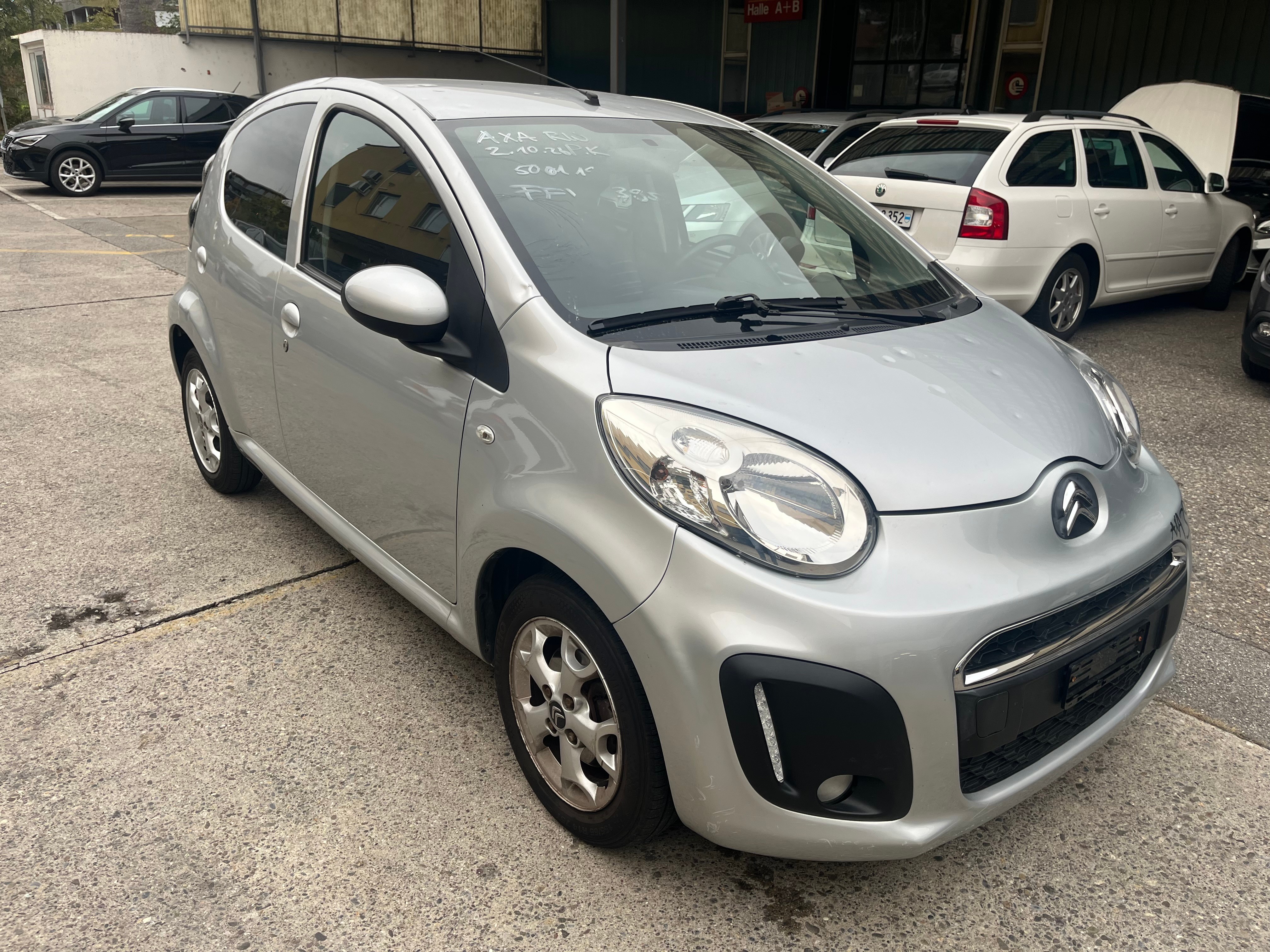 Car photo