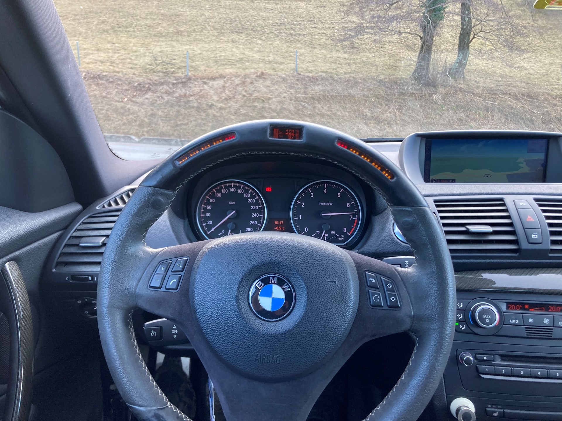 BMW 135i Coupé-image-3