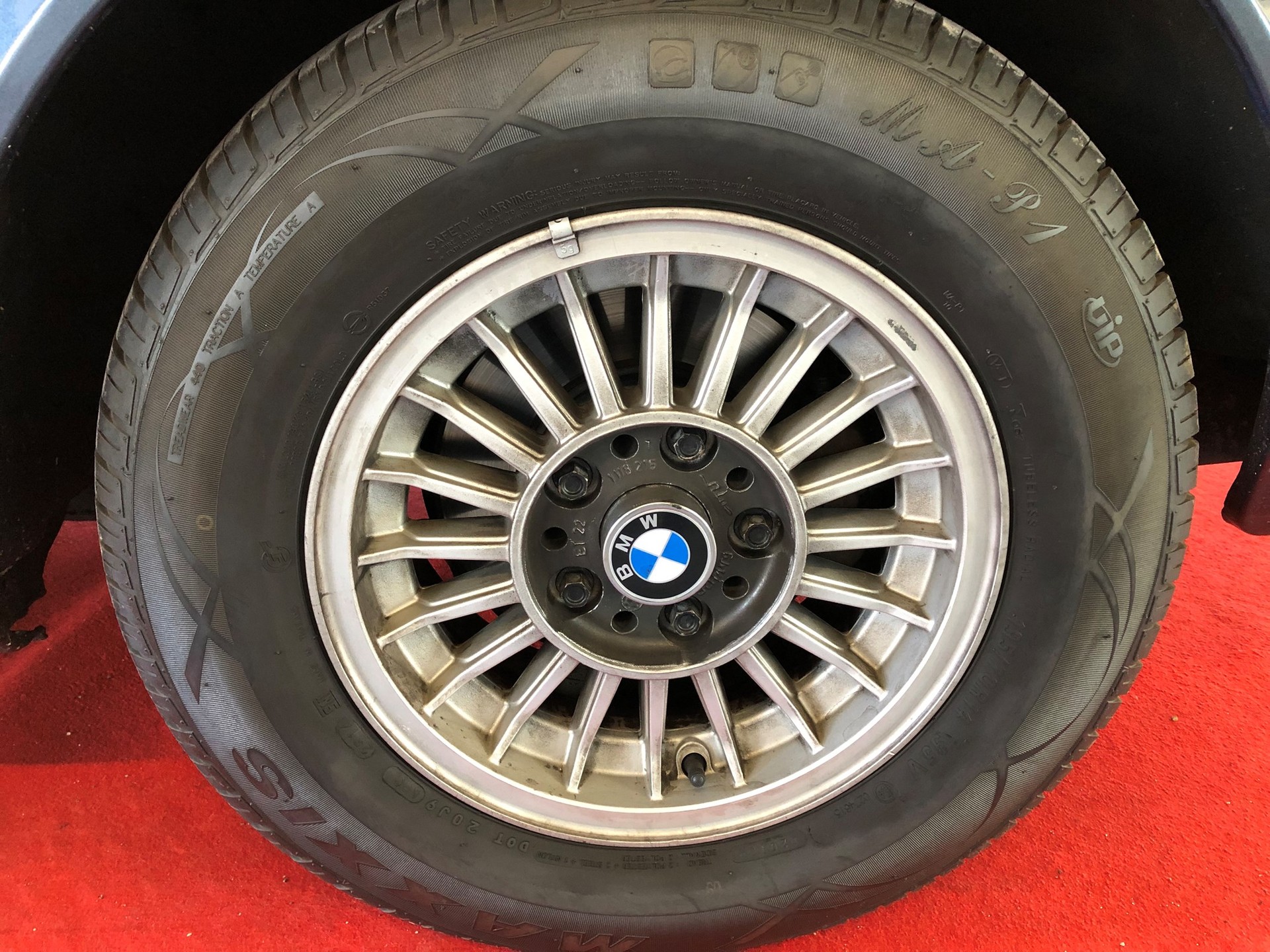 BMW 633 CSI-image-2