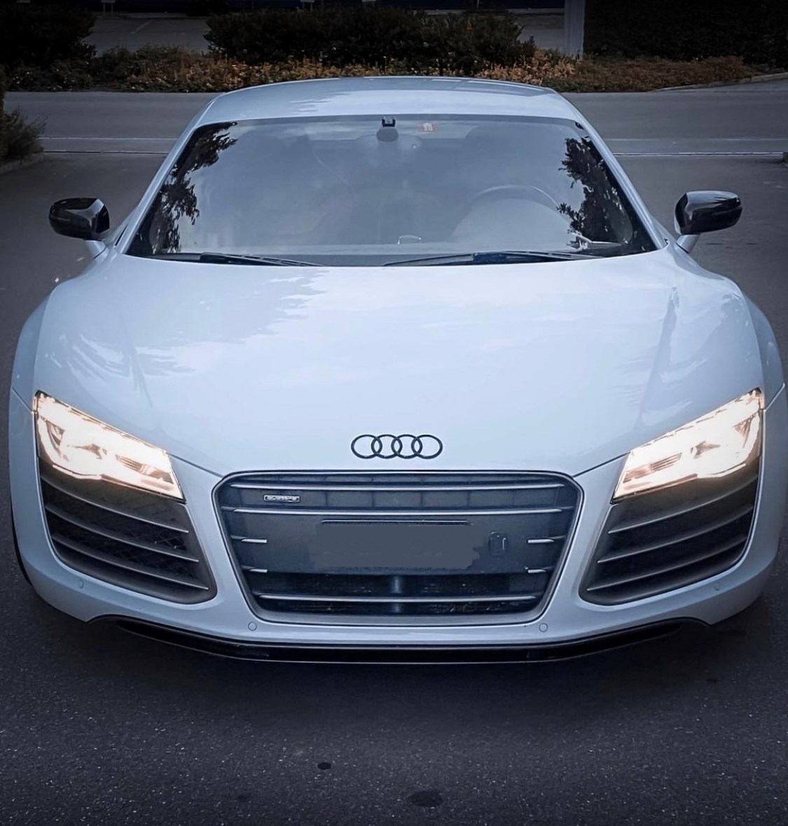 AUDI R8 plus Coupé 5.2 S-Tronic-image-0