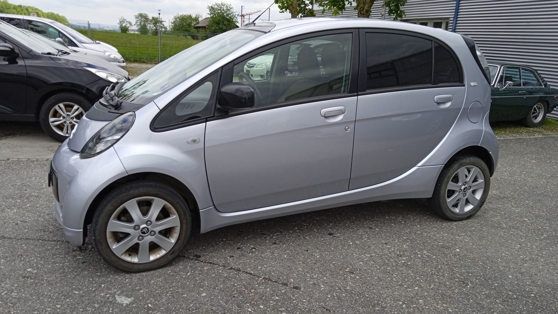 CITROEN C-Zero Attraction-image-1