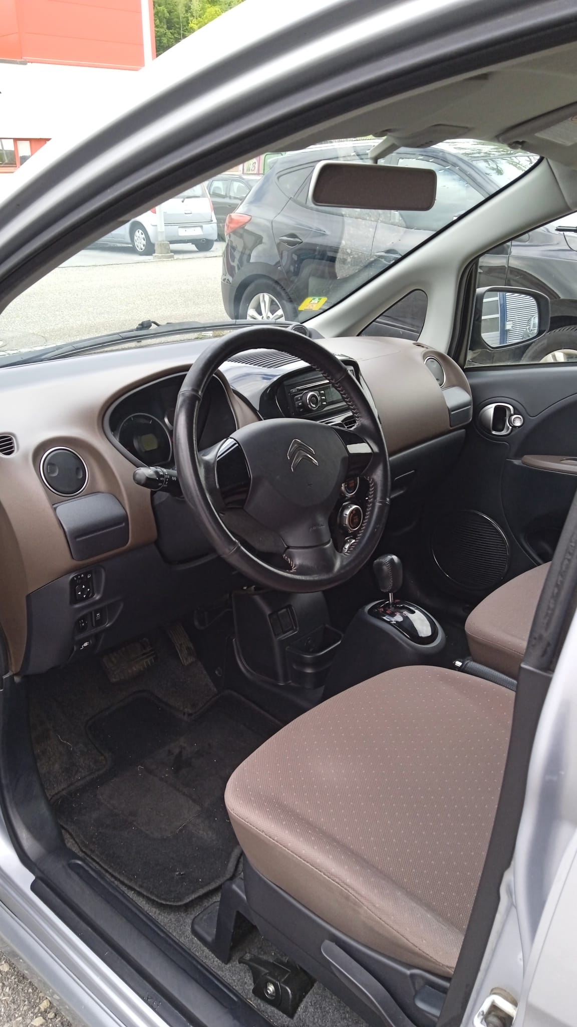 CITROEN C-Zero Attraction-image-5