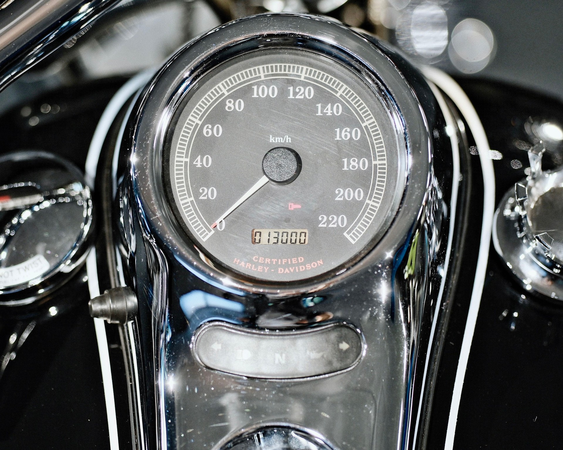 HARLEY-DAVIDSON FXSTD Deuce-image-15