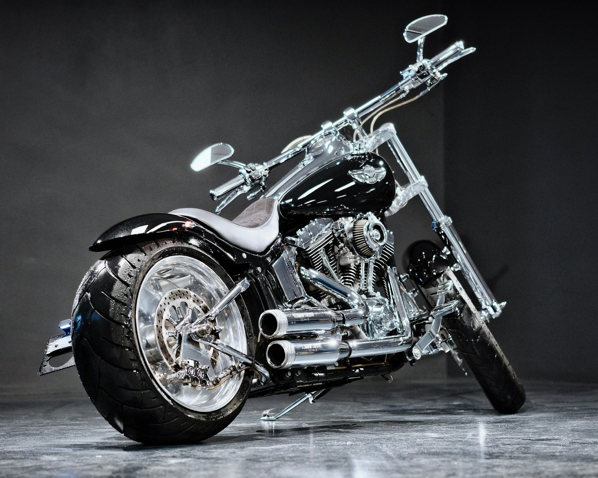 HARLEY-DAVIDSON FXSTD Deuce-showroom-element-2