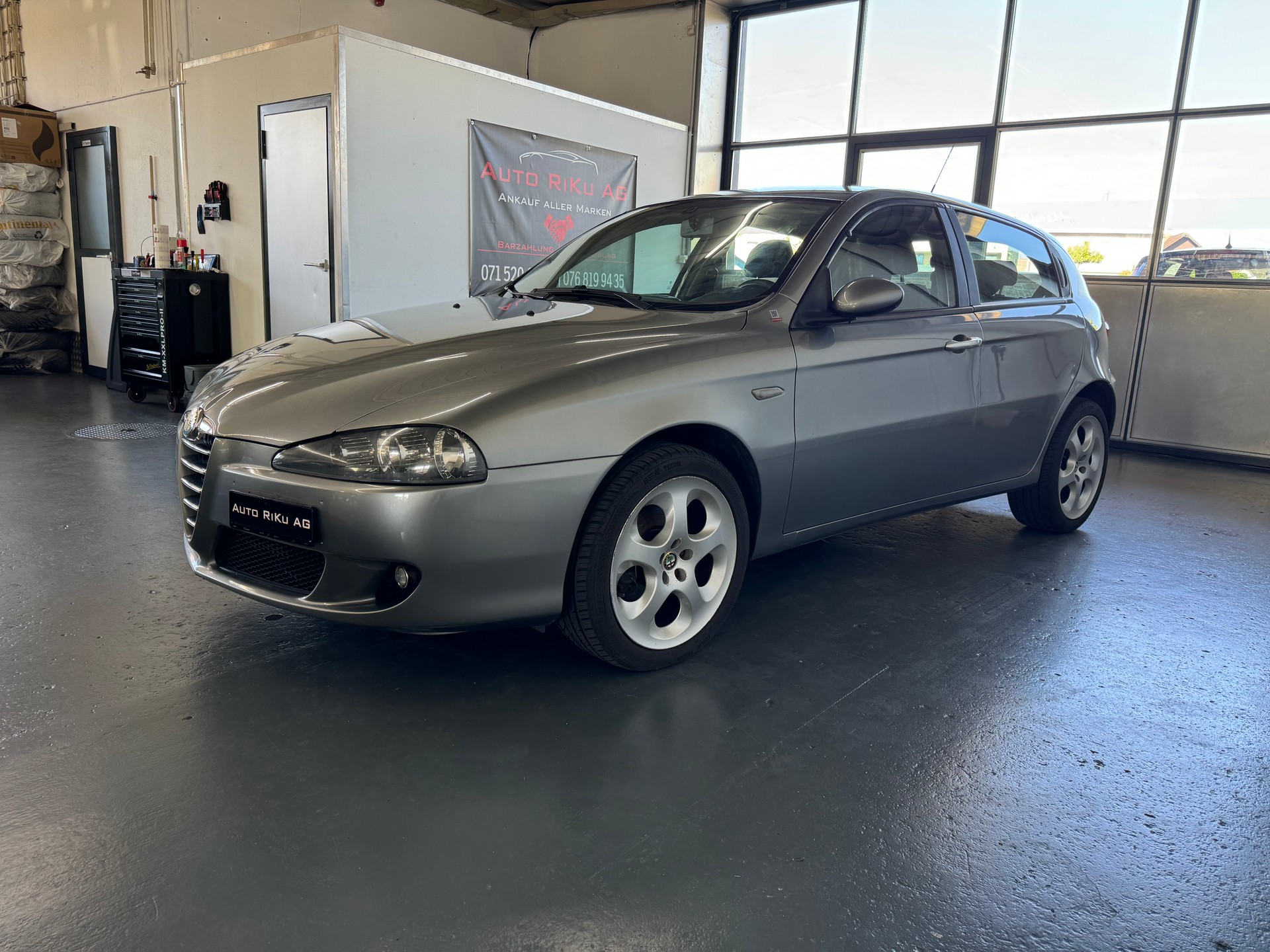 ALFA ROMEO 147 1.6 TS 16V Distinctive-image-4