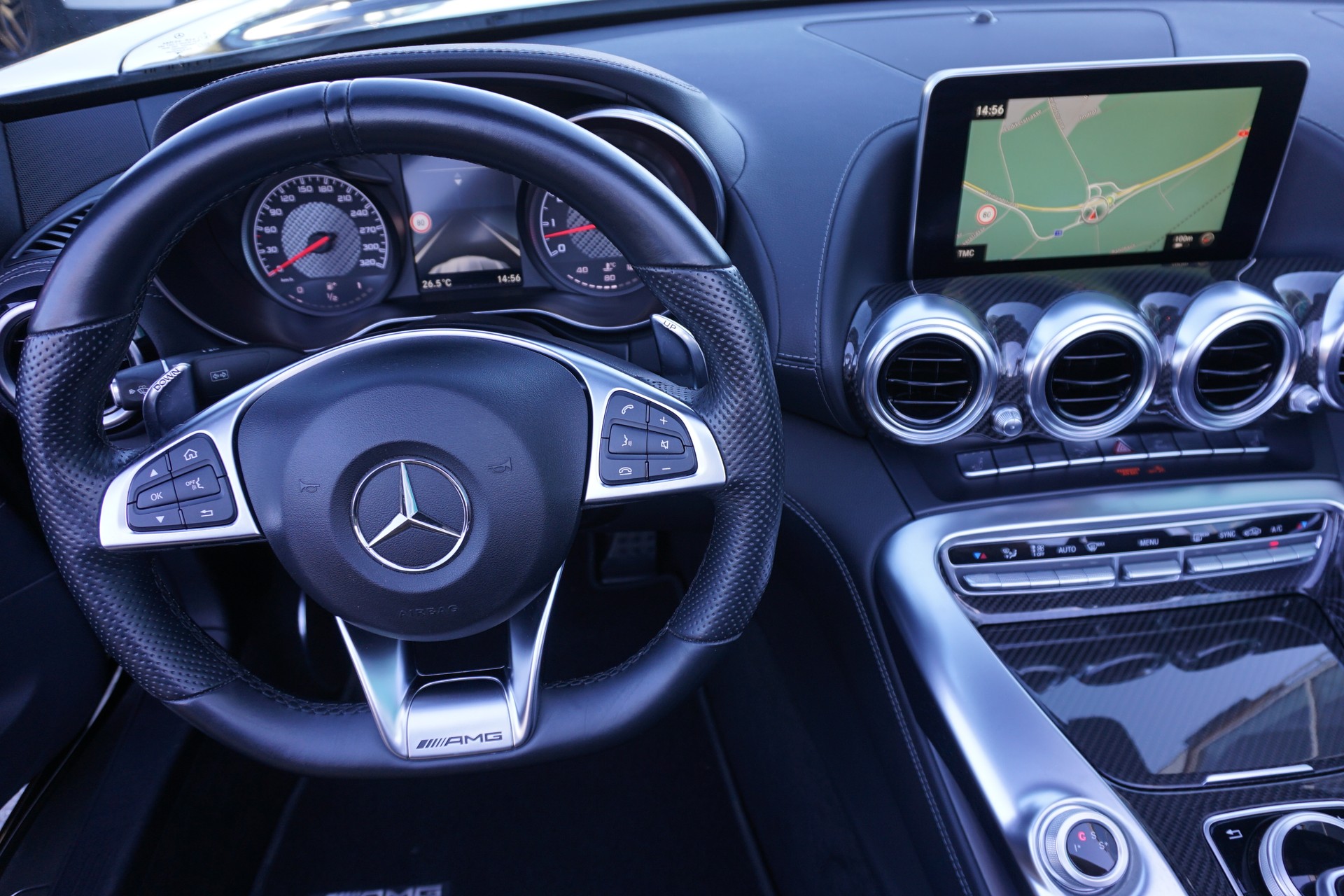 MERCEDES-BENZ AMG GT Roadster 4,0i V8 476PS-image-23