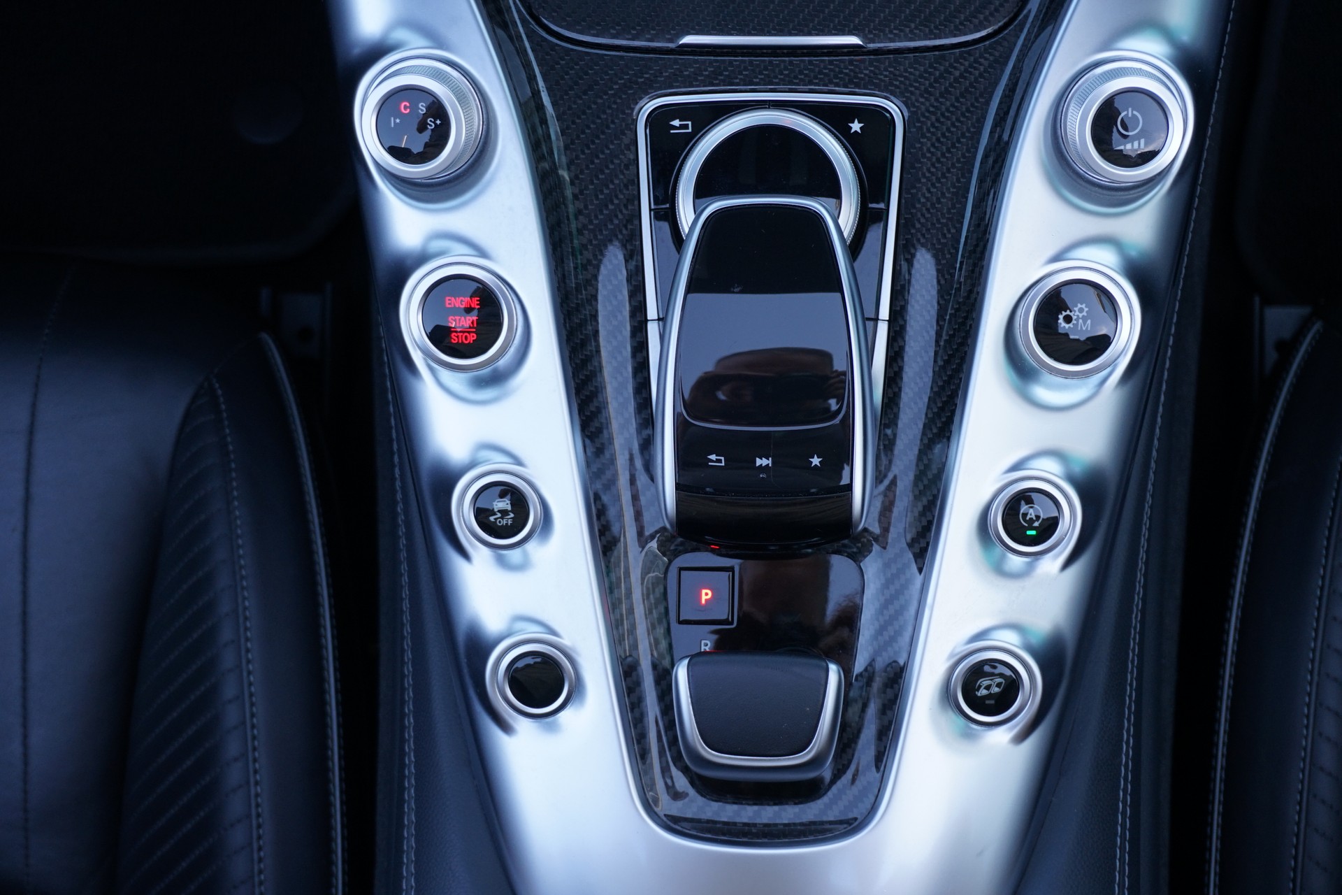 MERCEDES-BENZ AMG GT Roadster 4,0i V8 476PS-image-26