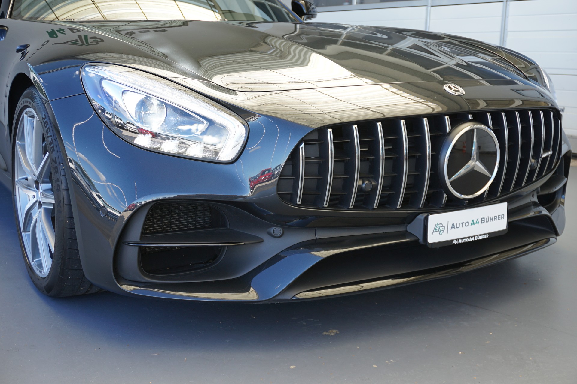 MERCEDES-BENZ AMG GT Roadster 4,0i V8 476PS-image-9