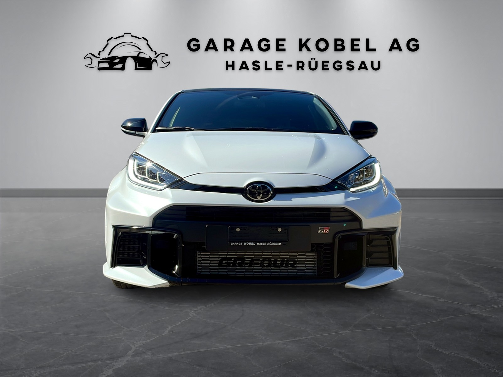 TOYOTA Yaris 1.6 GR Sport-image-1