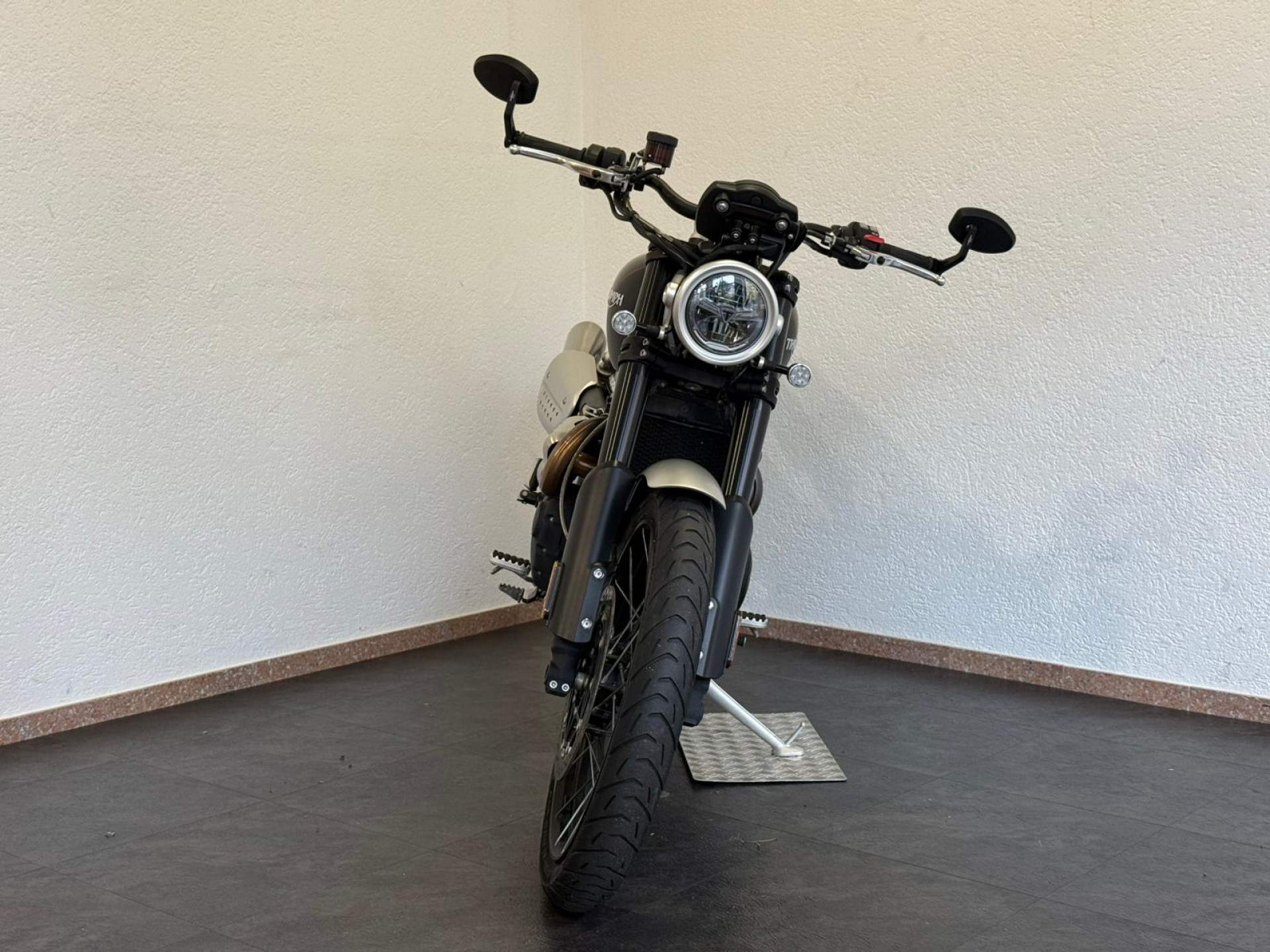 TRIUMPH Scrambler 1200 XC-showroom-element-1