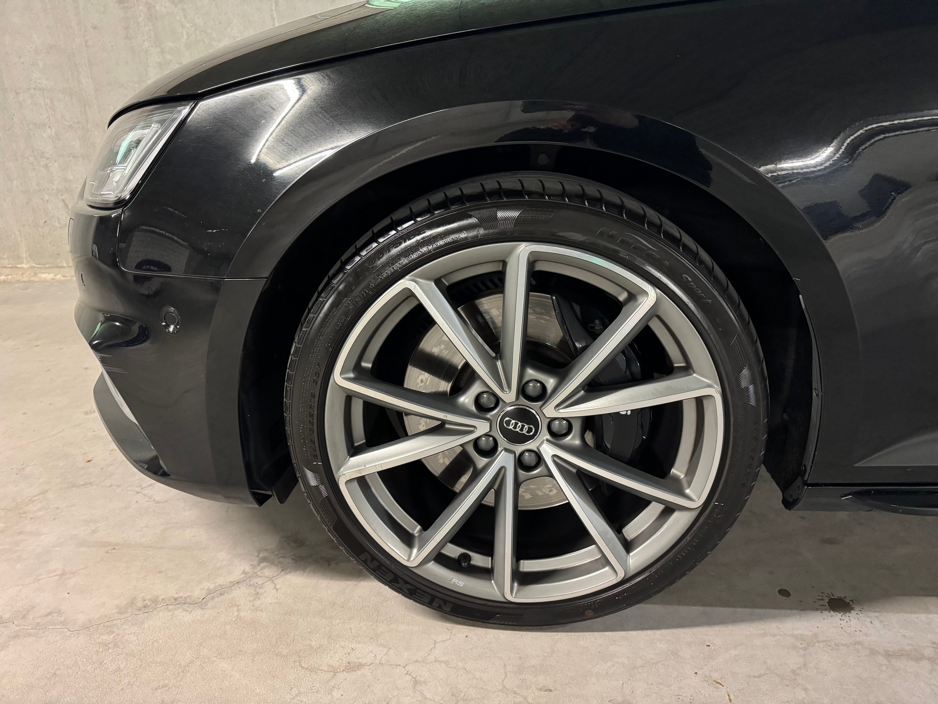 AUDI S4 Avant 3.0 TFSI quattro tiptronic-image-19