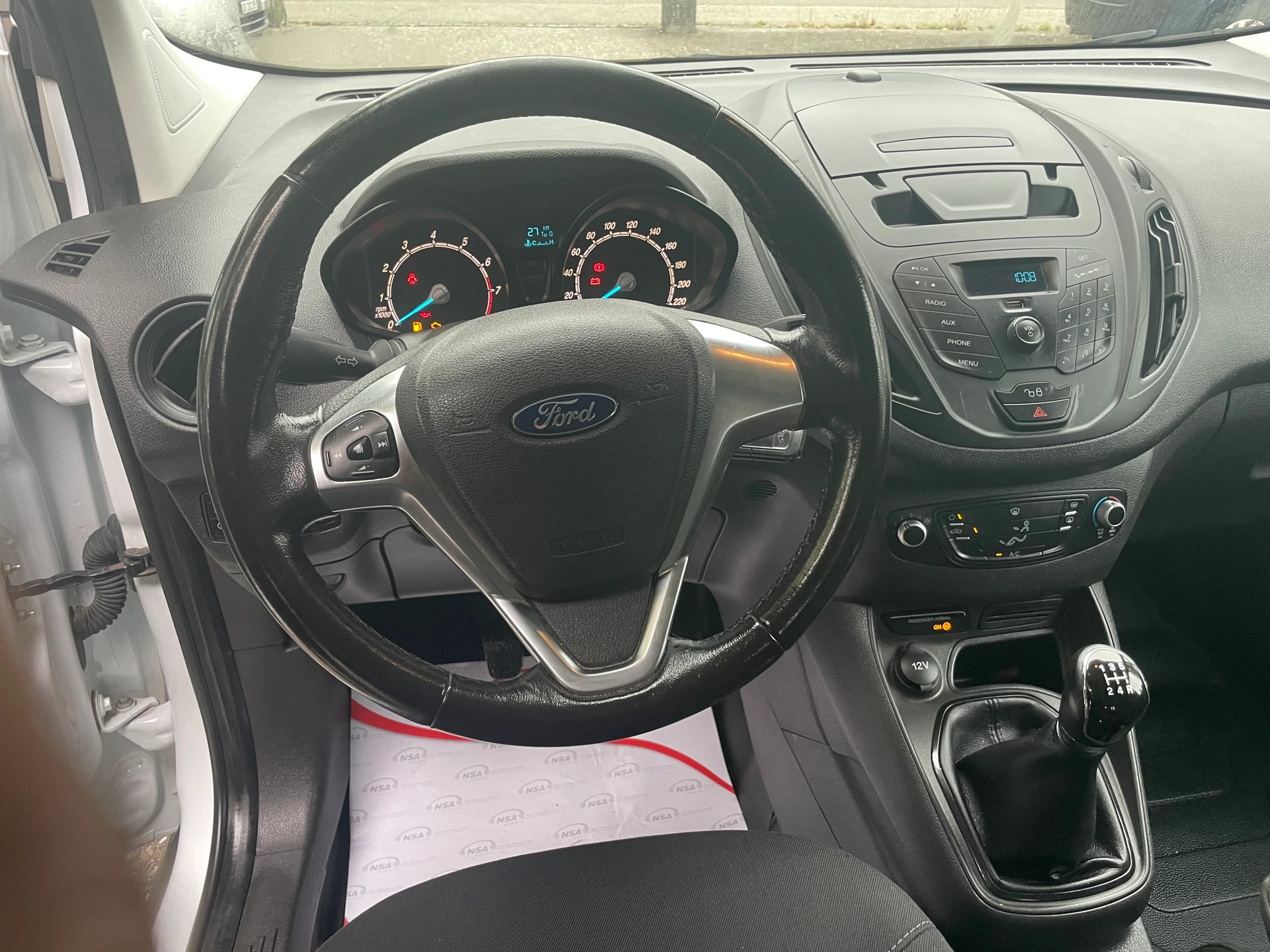 FORD Transit Courier Van 1.0 EcoBoost Trend * 02x Sitzplätze ** Klimaanlage ** 02x Airbeg ** Frisch Ab MFK-image-2