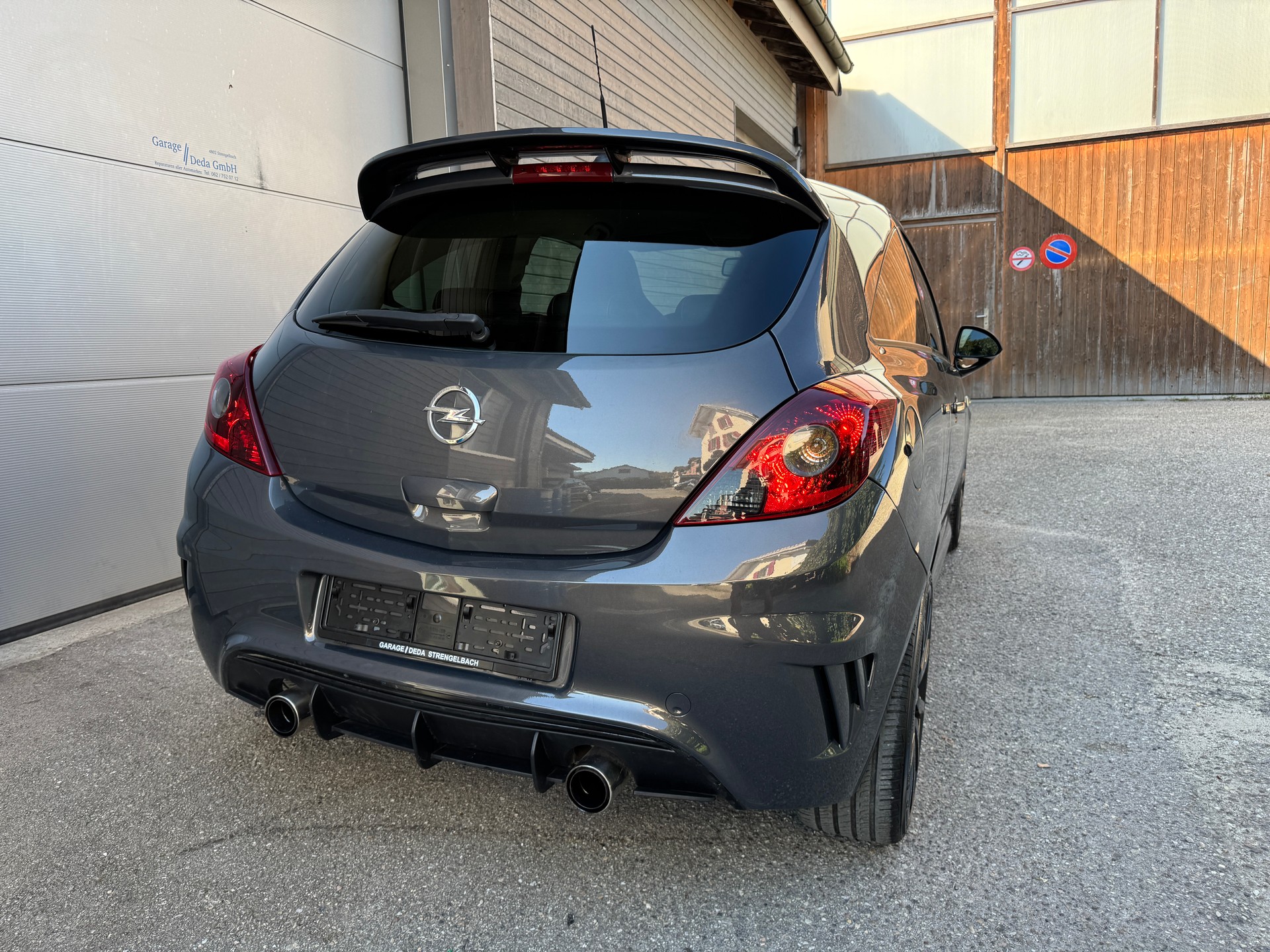 OPEL Corsa 1.6 Turbo OPC Nürburgring Edition-image-5