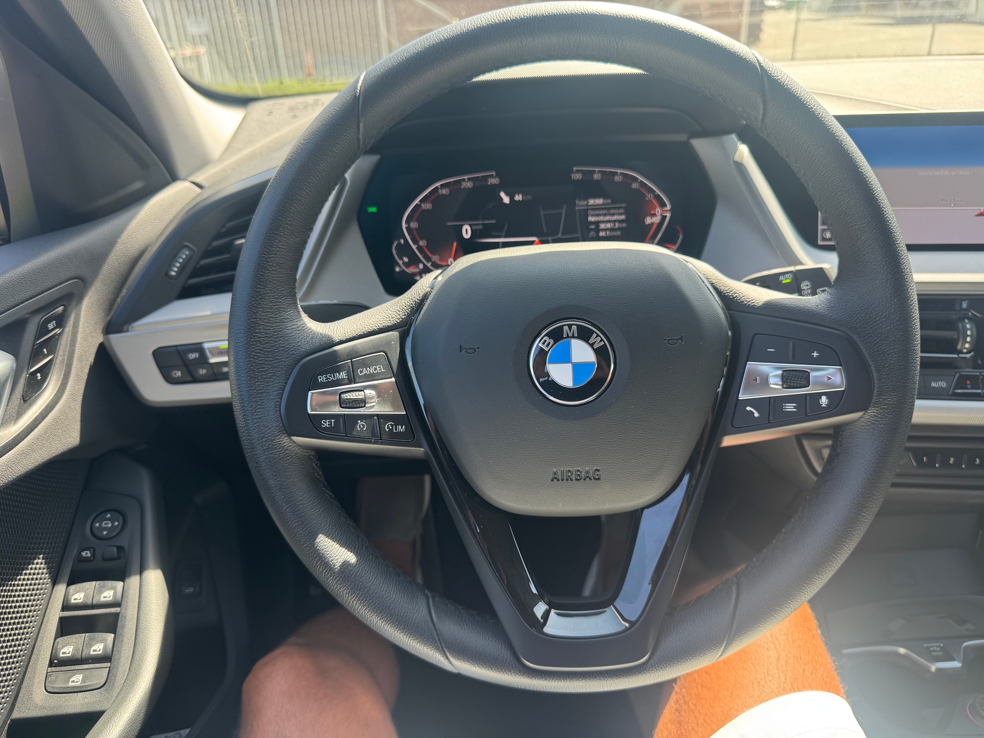 BMW 118i Steptronic-image-9
