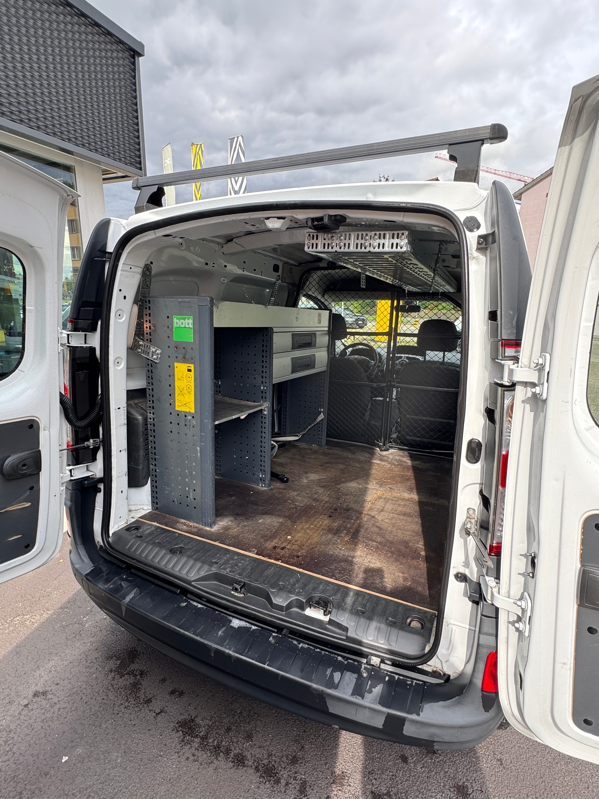 RENAULT Kangoo Medium dCi 90 ENERGY Business-image-4