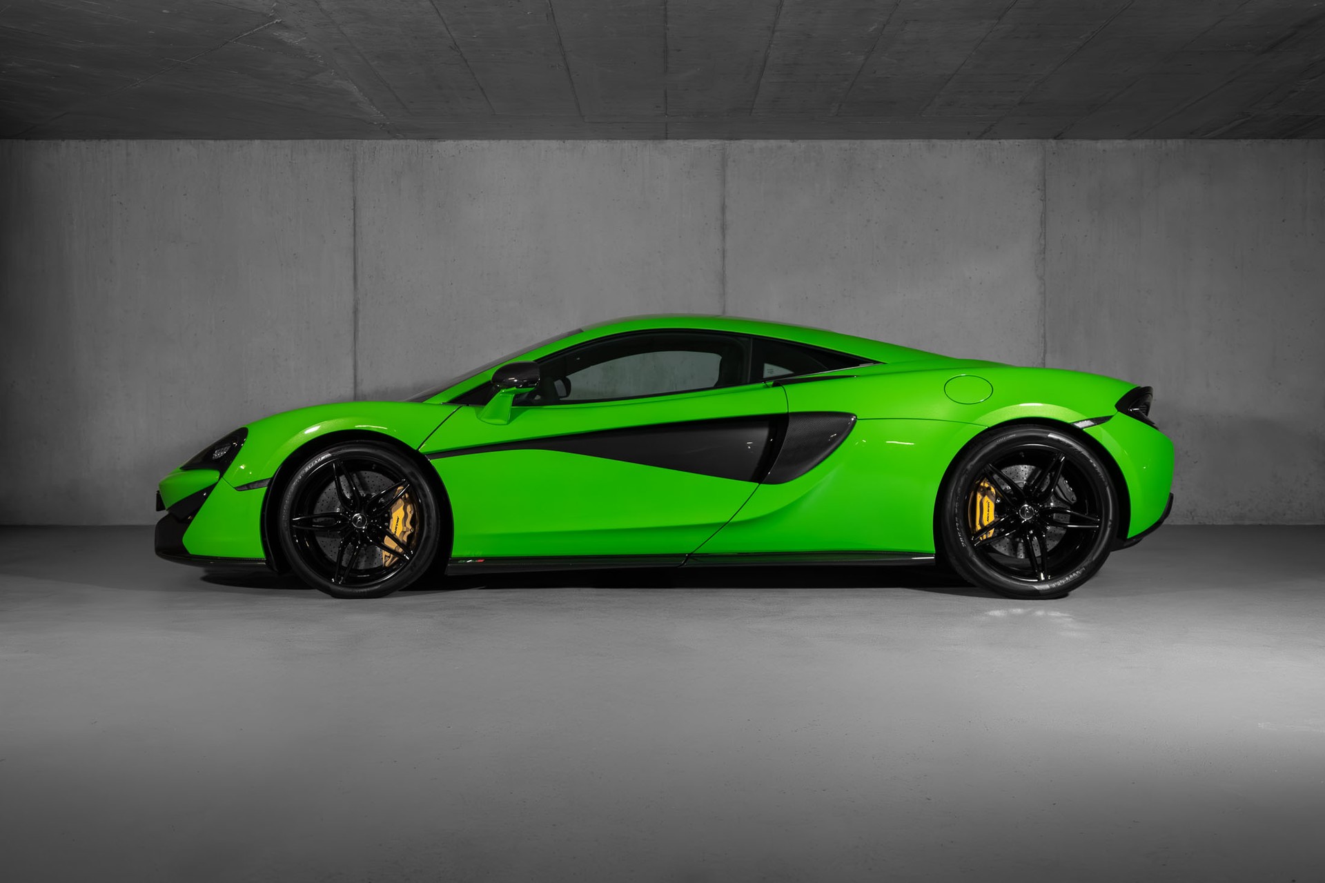 McLAREN 570S Coupé 3.8 V8 SSG-showroom-element-1