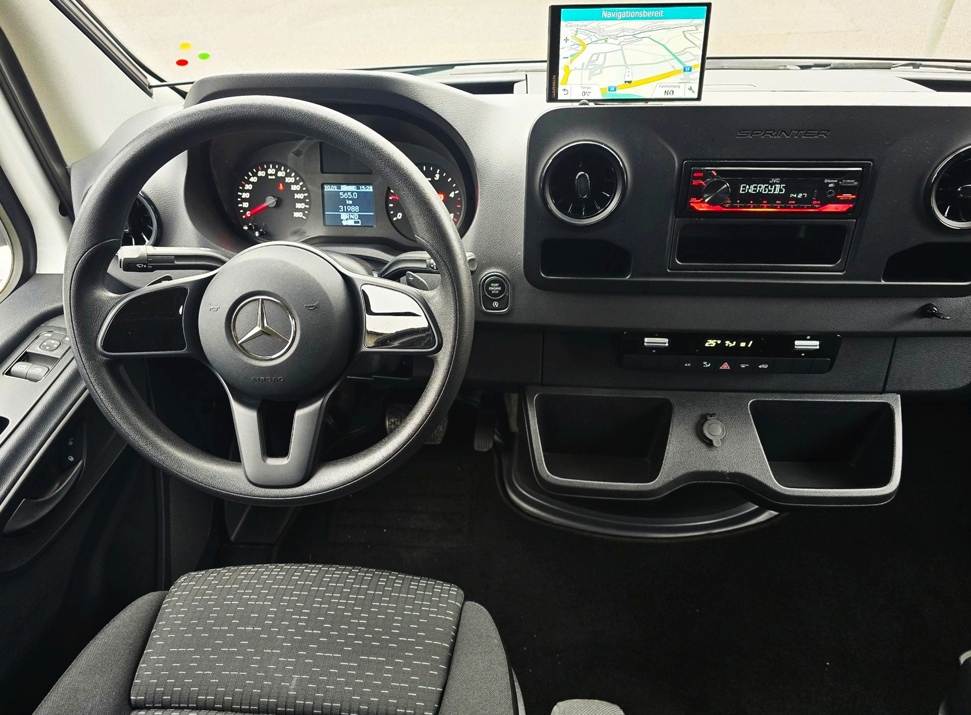 HYMER FREE S 600 2,2 CDI DIESEL AUTOMAT HOCHDACH H3 MERCEDES-image-13