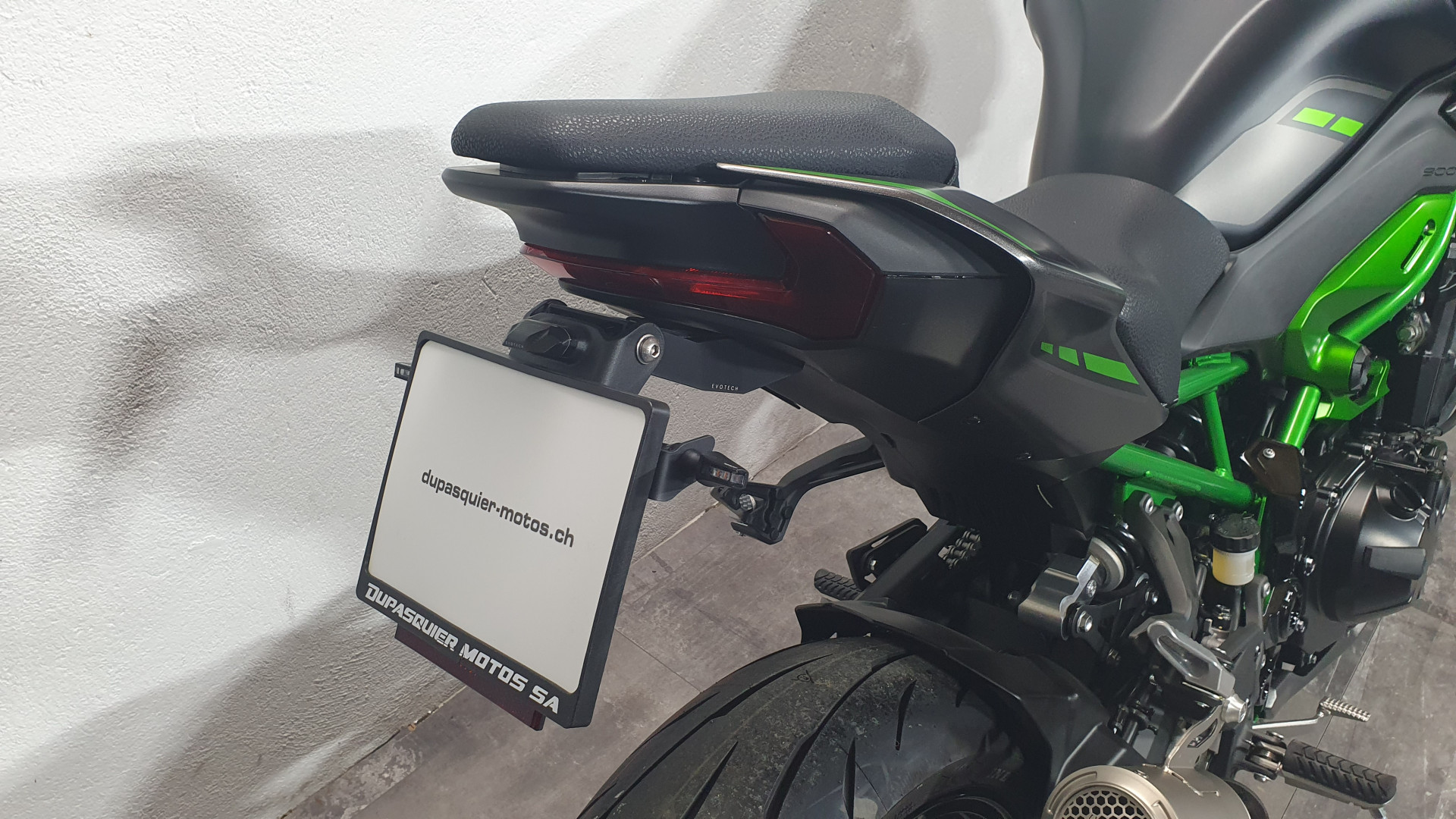 KAWASAKI Z 900 Version 35KW-showroom-element-2