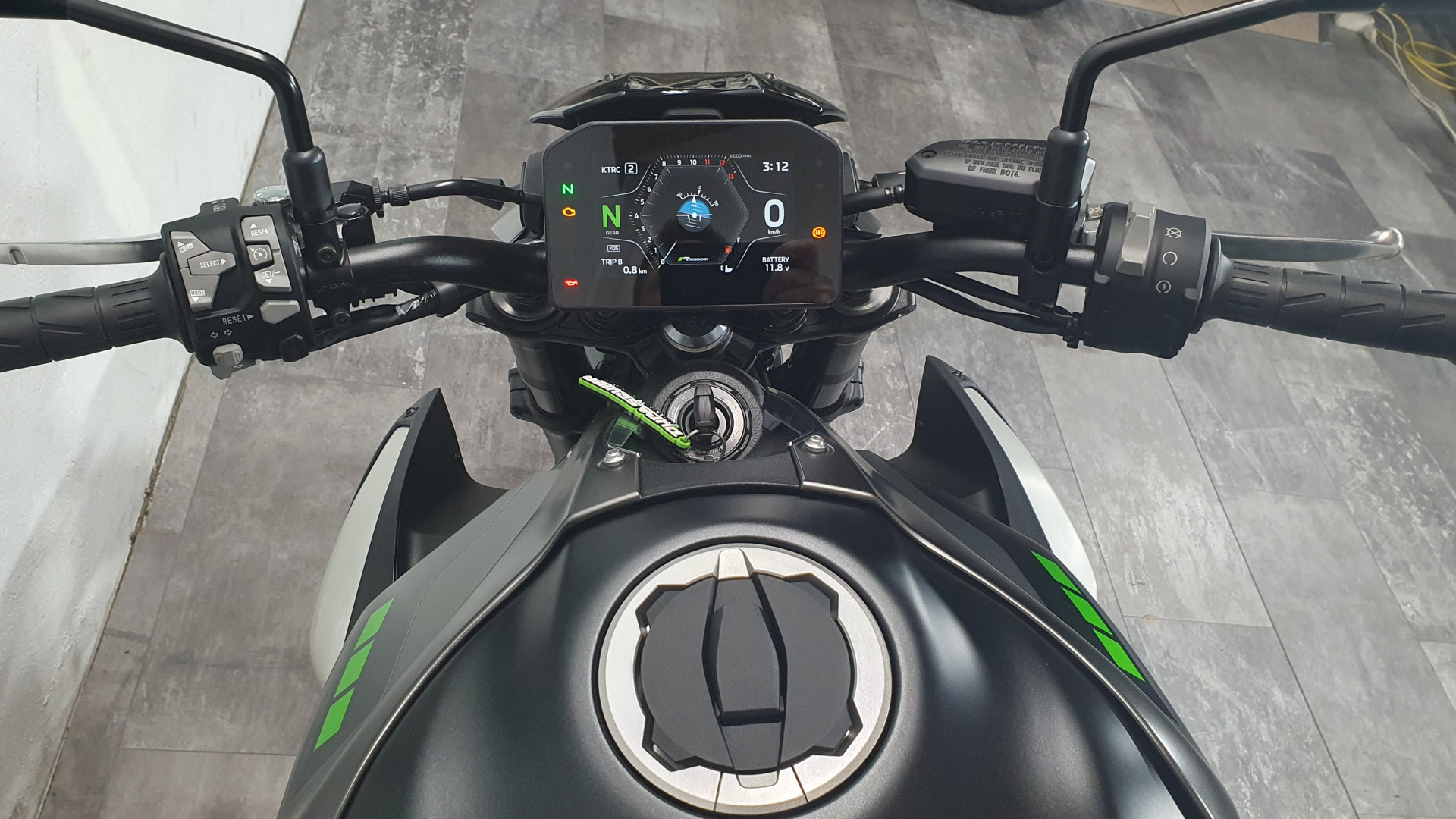 KAWASAKI Z 900 Version 35KW-image-7