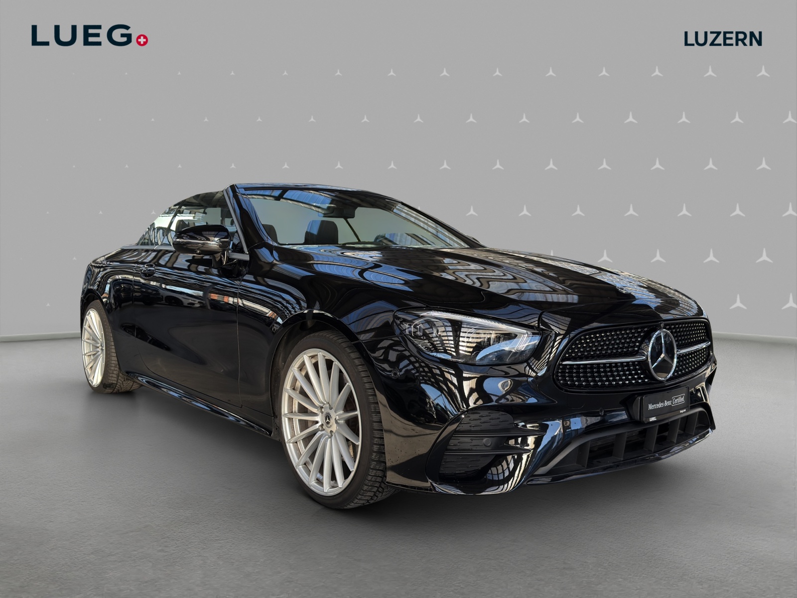 MERCEDES-BENZ E 200 Cabriolet 4Matic AMG Line 9G-Tronic-image-6