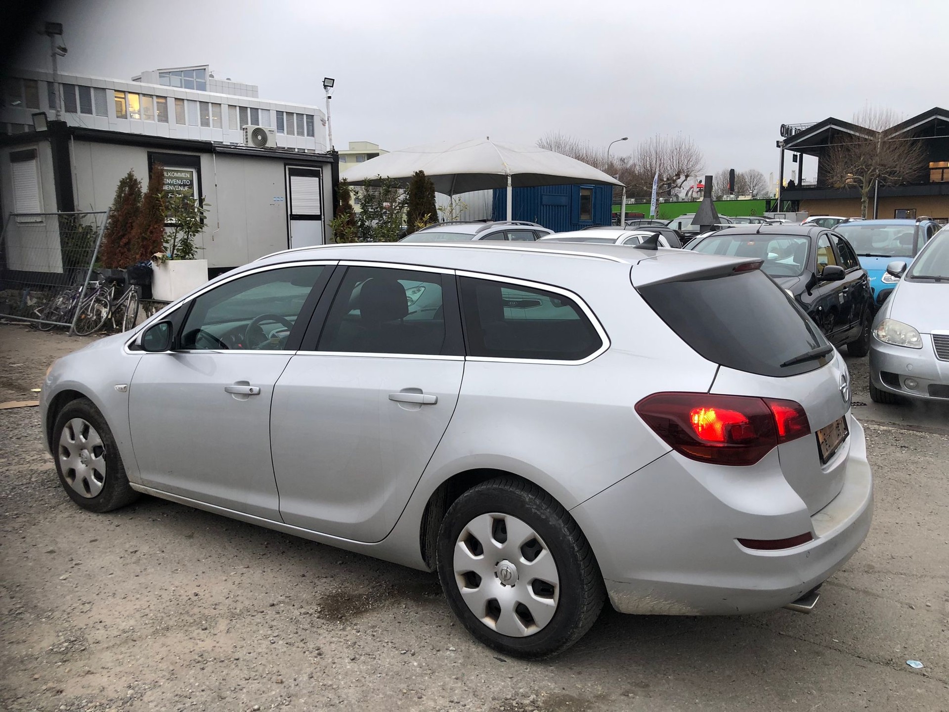 OPEL Astra SportsTourer 1.4i 16V Turbo Sport Automatic-image-3