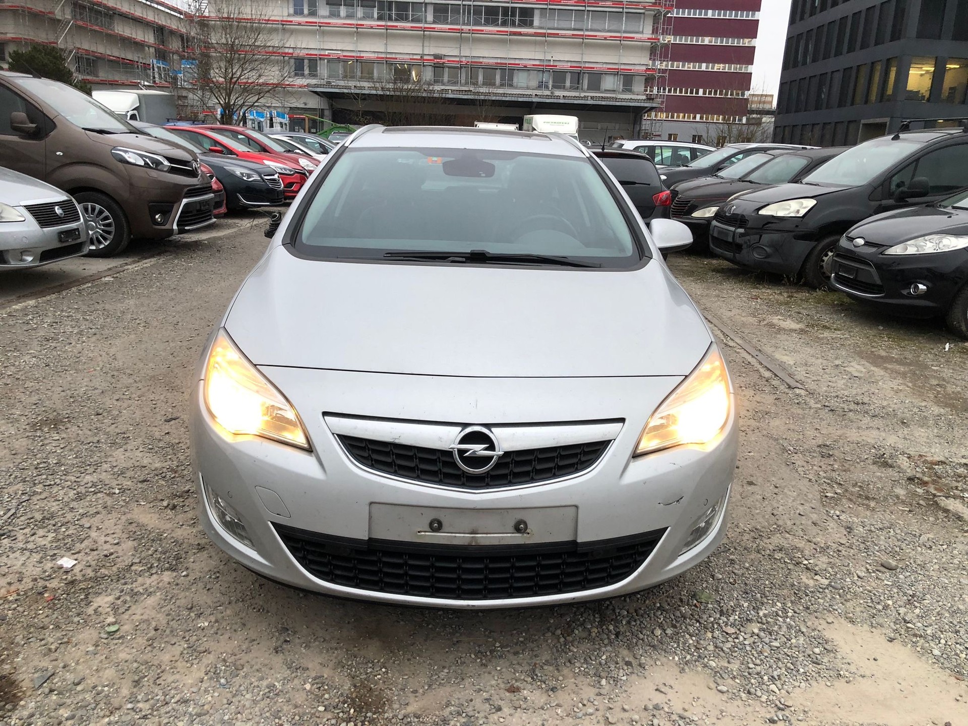OPEL Astra SportsTourer 1.4i 16V Turbo Sport Automatic