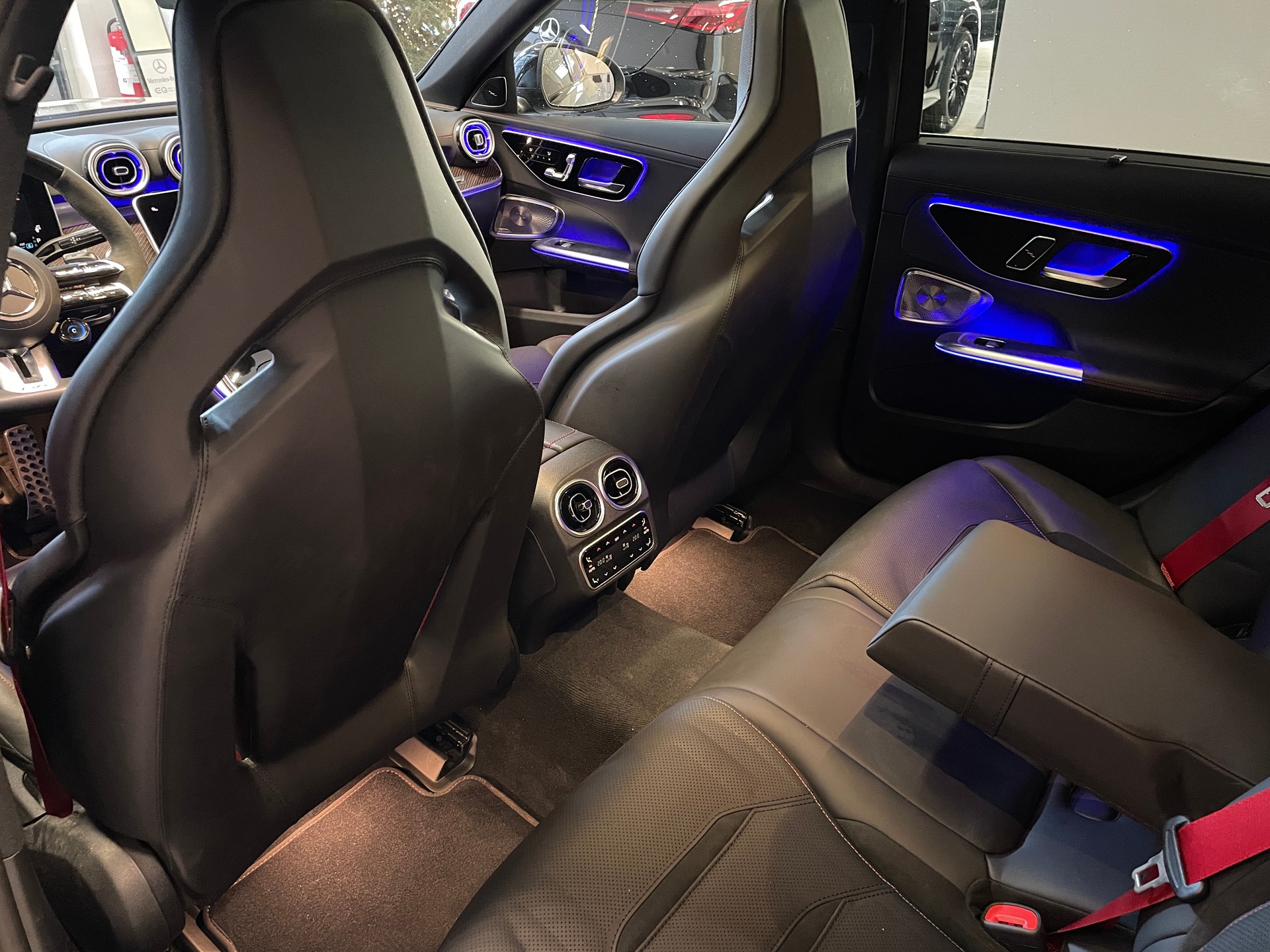 MERCEDES-BENZ C 63 S AMG T E Performance 4 Matic F1 Edition-image-11