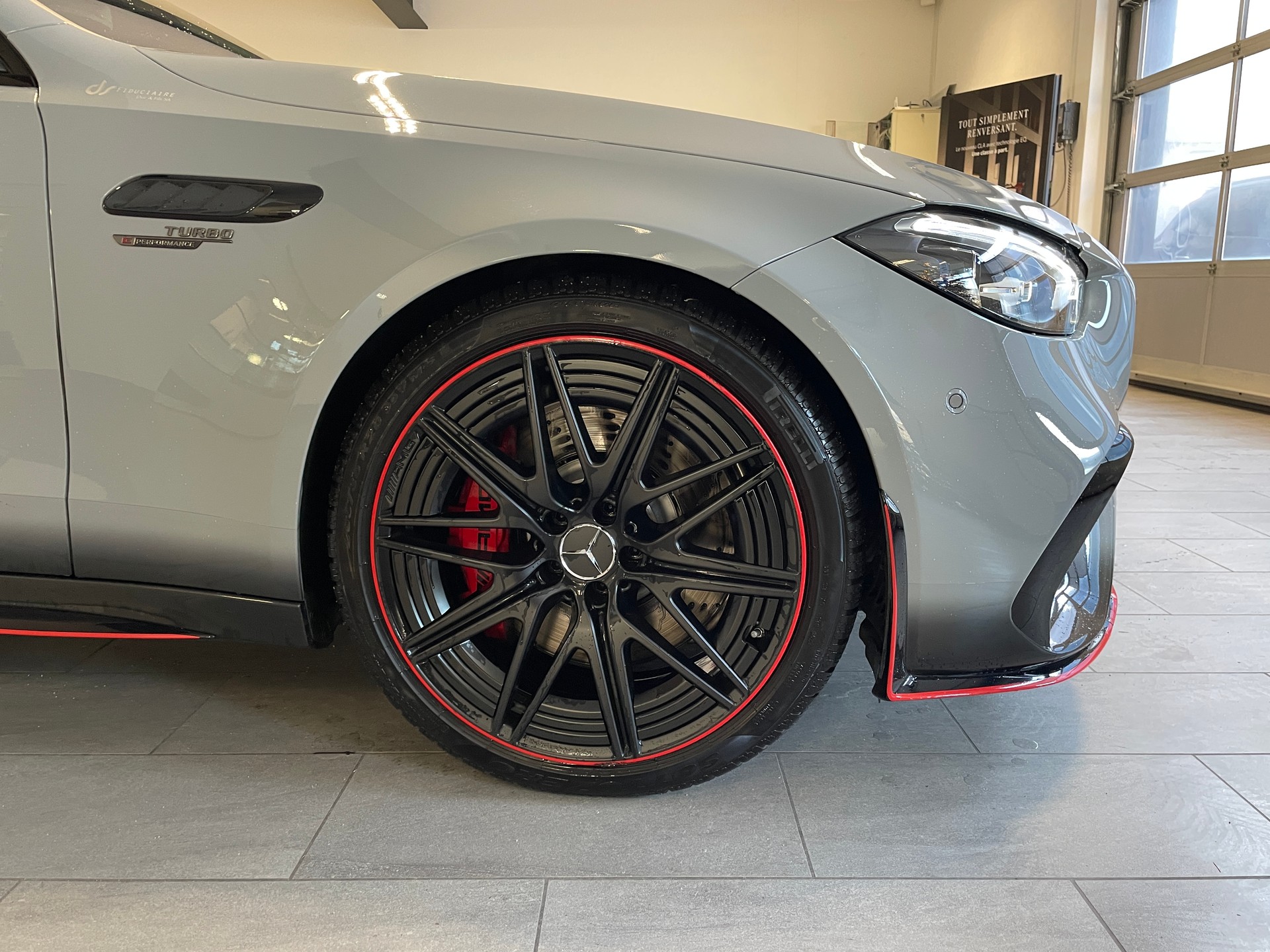 MERCEDES-BENZ C 63 S AMG T E Performance 4 Matic F1 Edition-image-3
