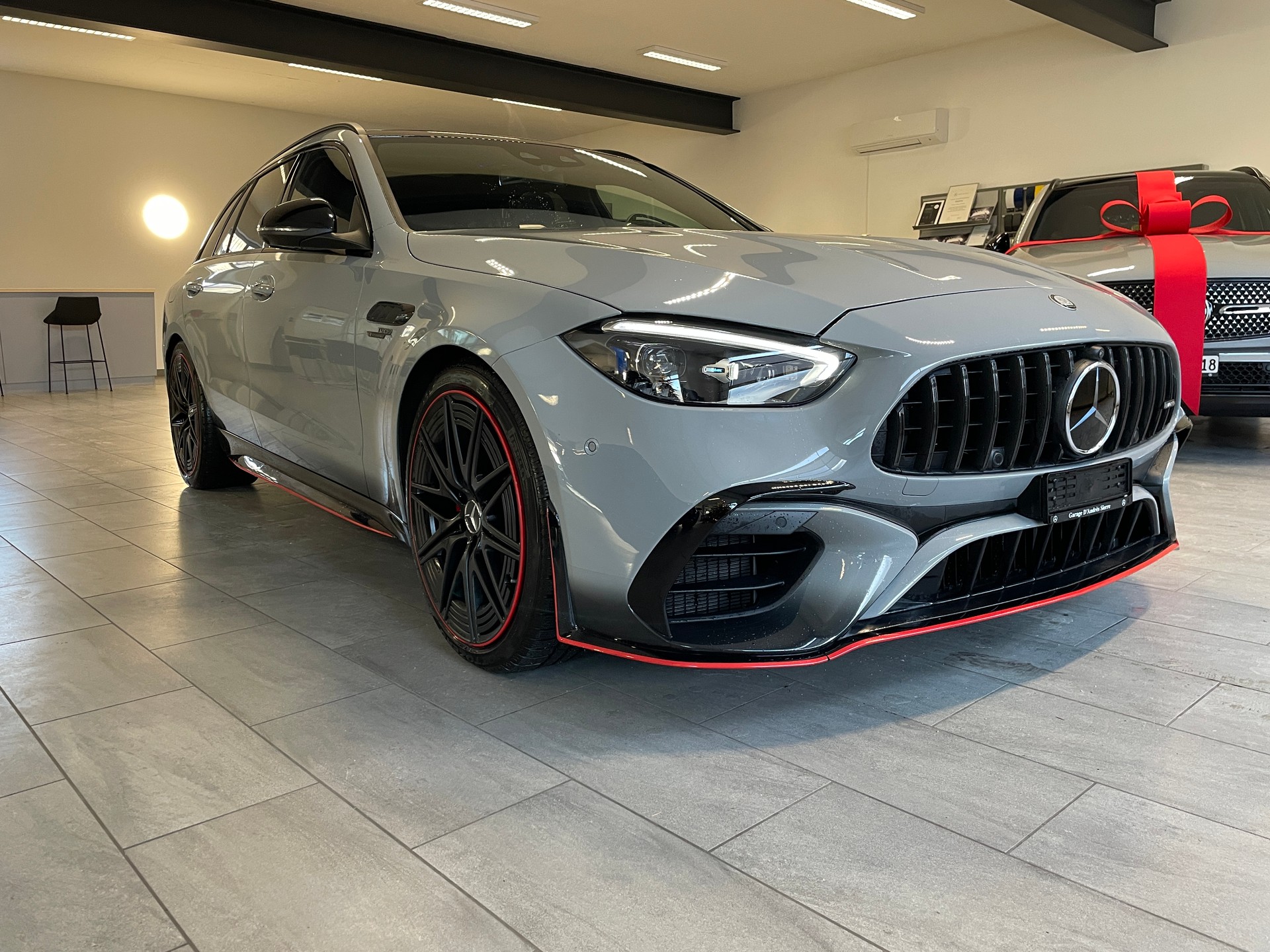 MERCEDES-BENZ C 63 S AMG T E Performance 4 Matic F1 Edition-image-2