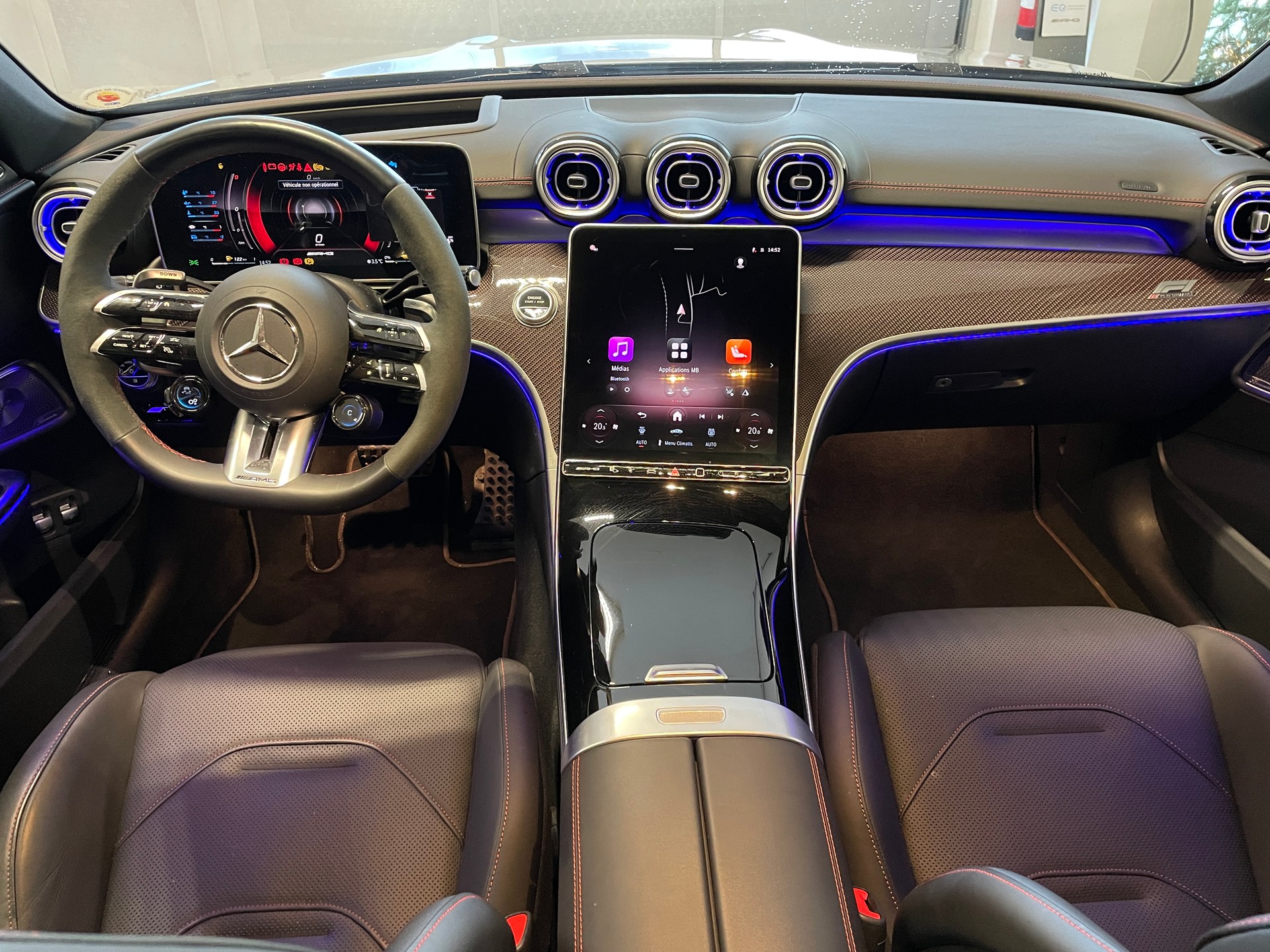 MERCEDES-BENZ C 63 S AMG T E Performance 4 Matic F1 Edition-image-12