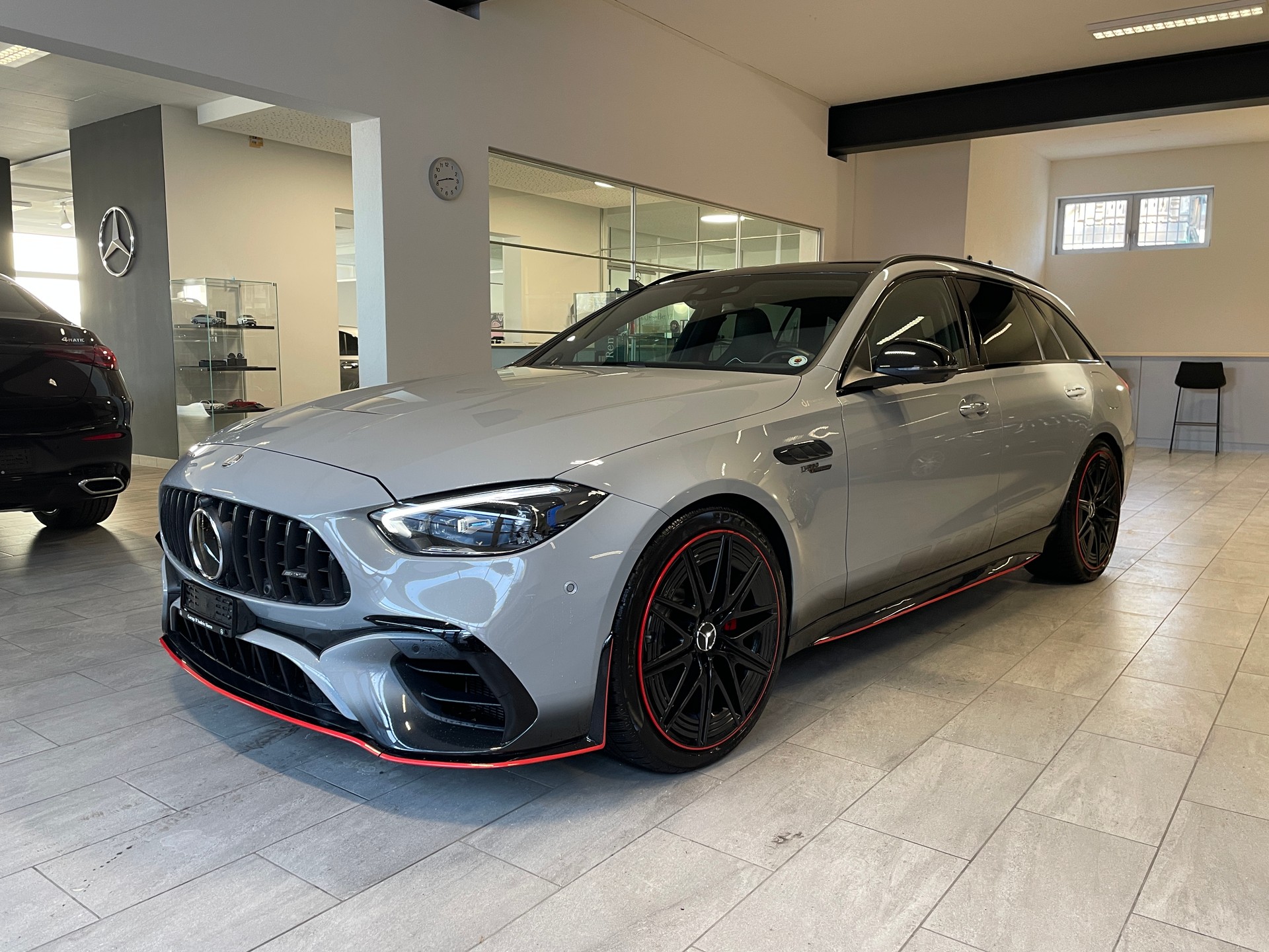 MERCEDES-BENZ C 63 S AMG T E Performance 4 Matic F1 Edition-image-0