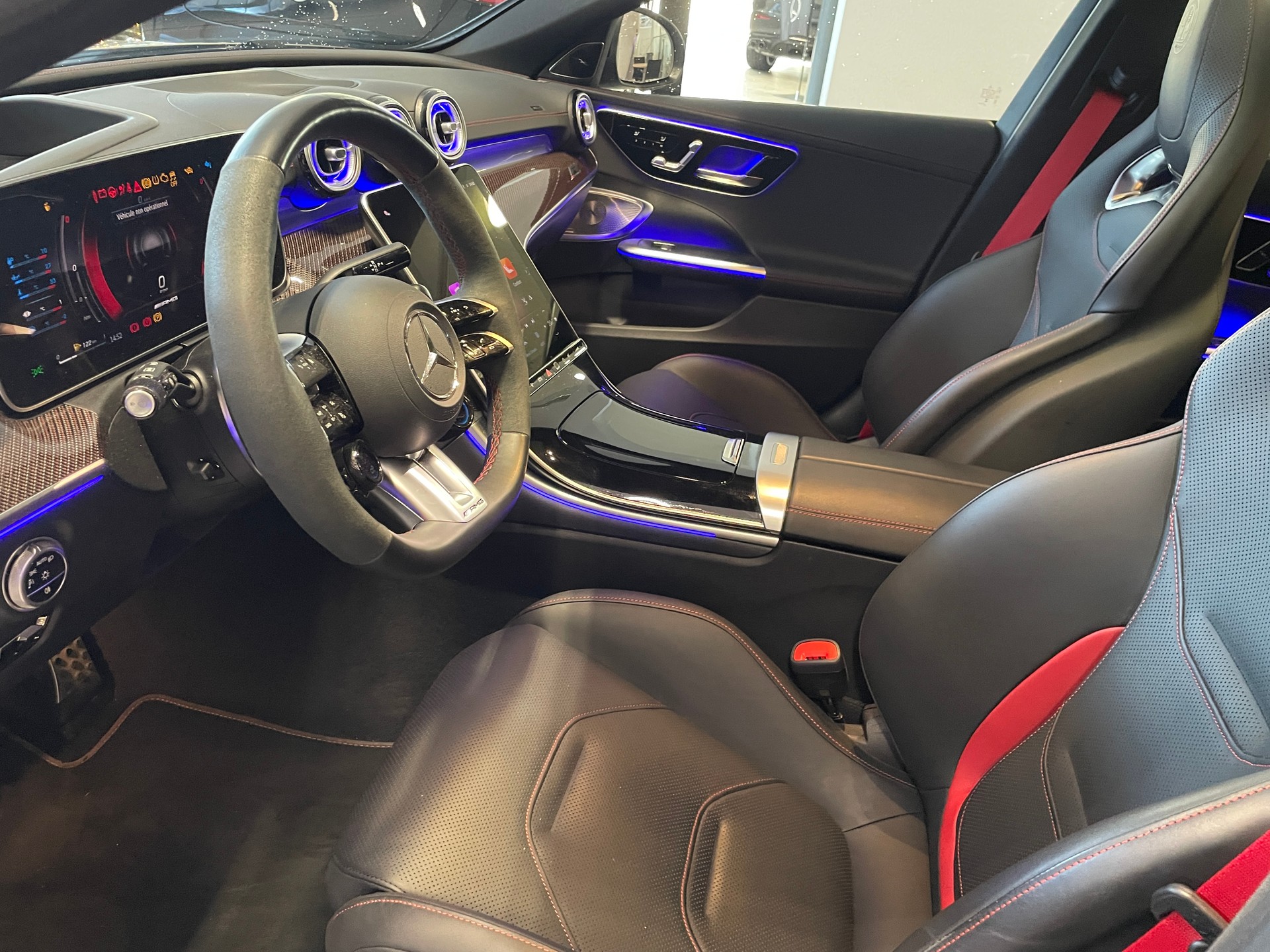 MERCEDES-BENZ C 63 S AMG T E Performance 4 Matic F1 Edition-image-9