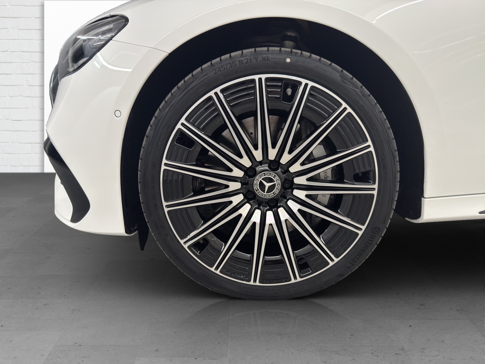 MERCEDES-BENZ E 450 d AMG Line 4Matic-image-5