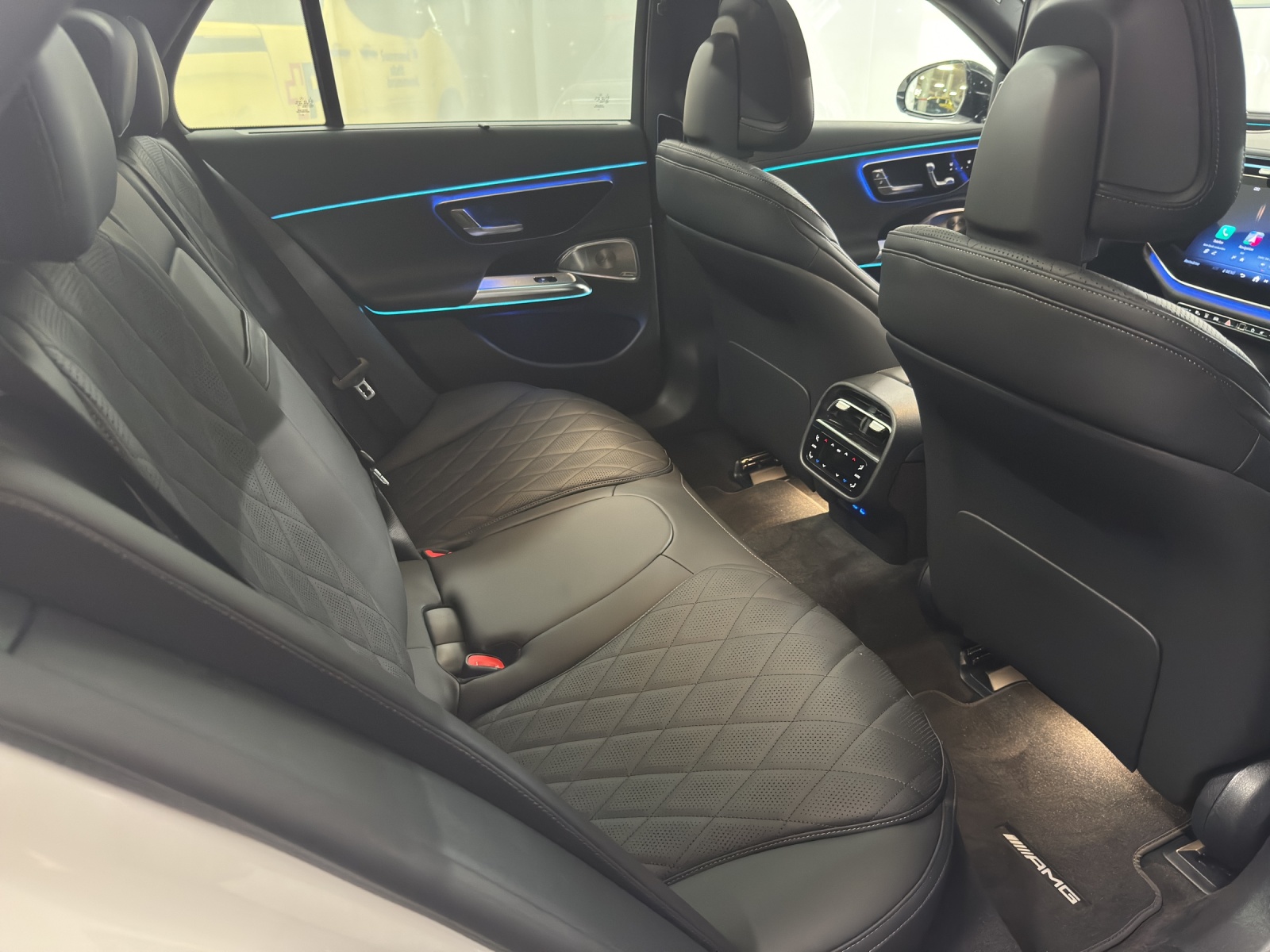 MERCEDES-BENZ E 450 d AMG Line 4Matic-image-9