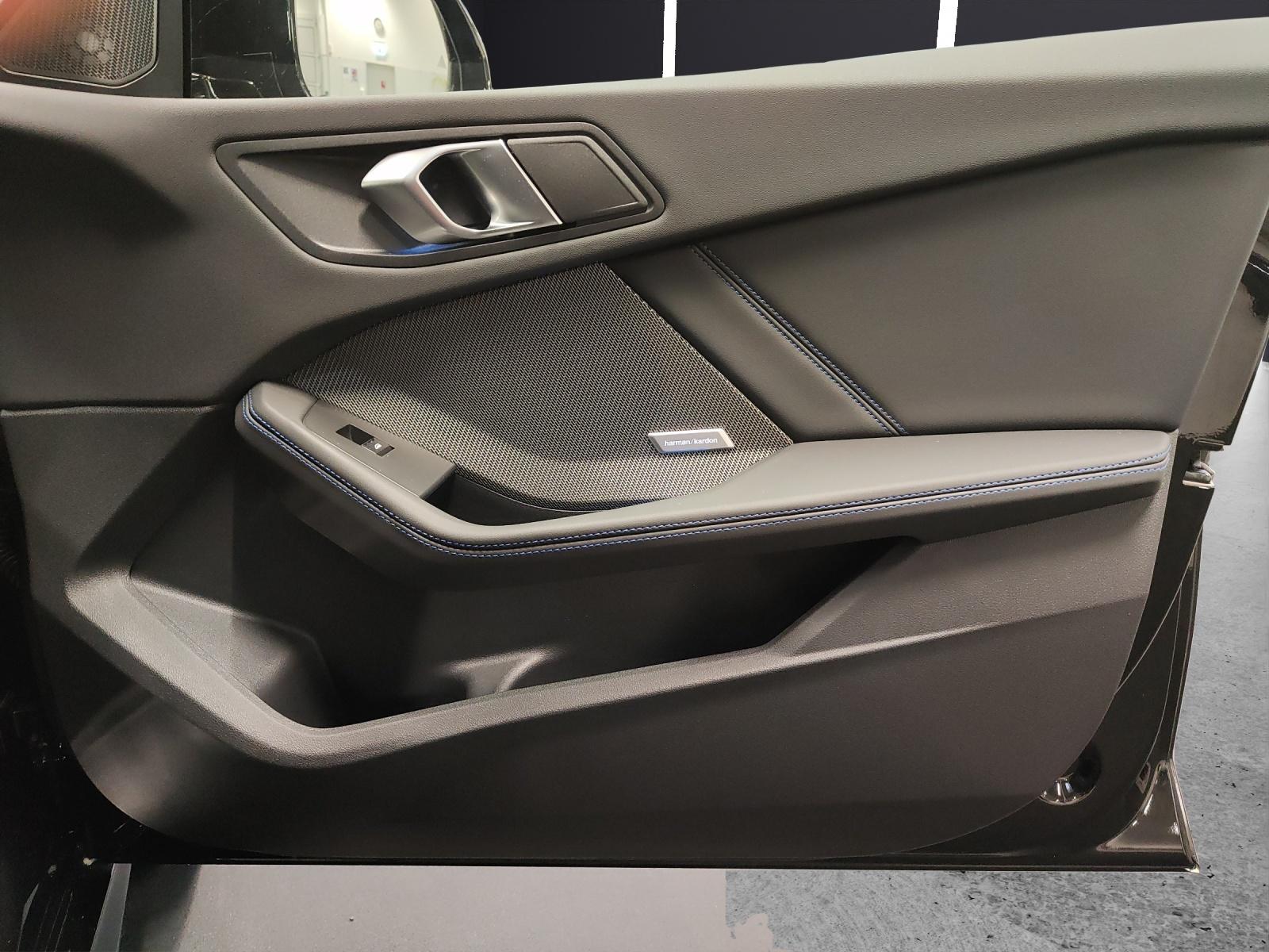 BMW M235i xDrive Gran Coupé-image-21