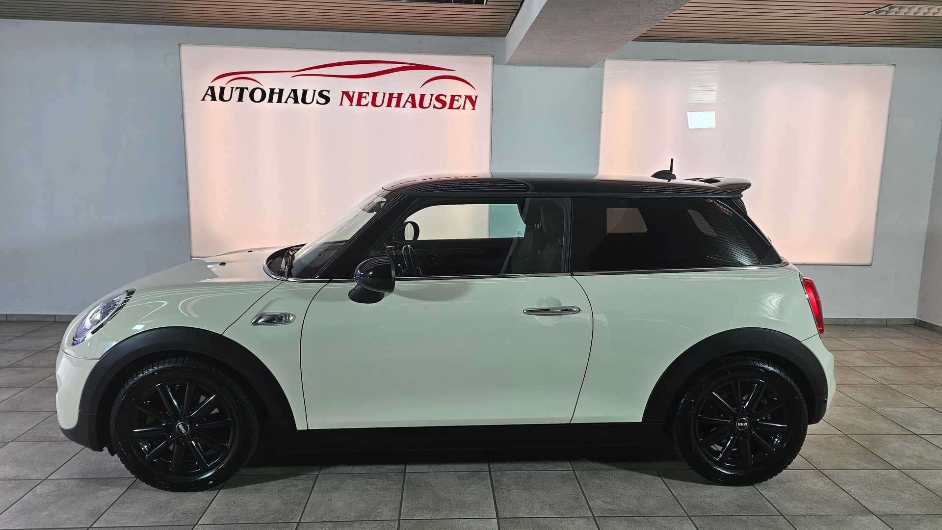 MINI Cooper S, FAHRZEUG IN EINEM TOP ZUSTAND, KLEINER STADTFLITZER, FRISCH AB MFK, 8-FACH BEREIFT-image-4