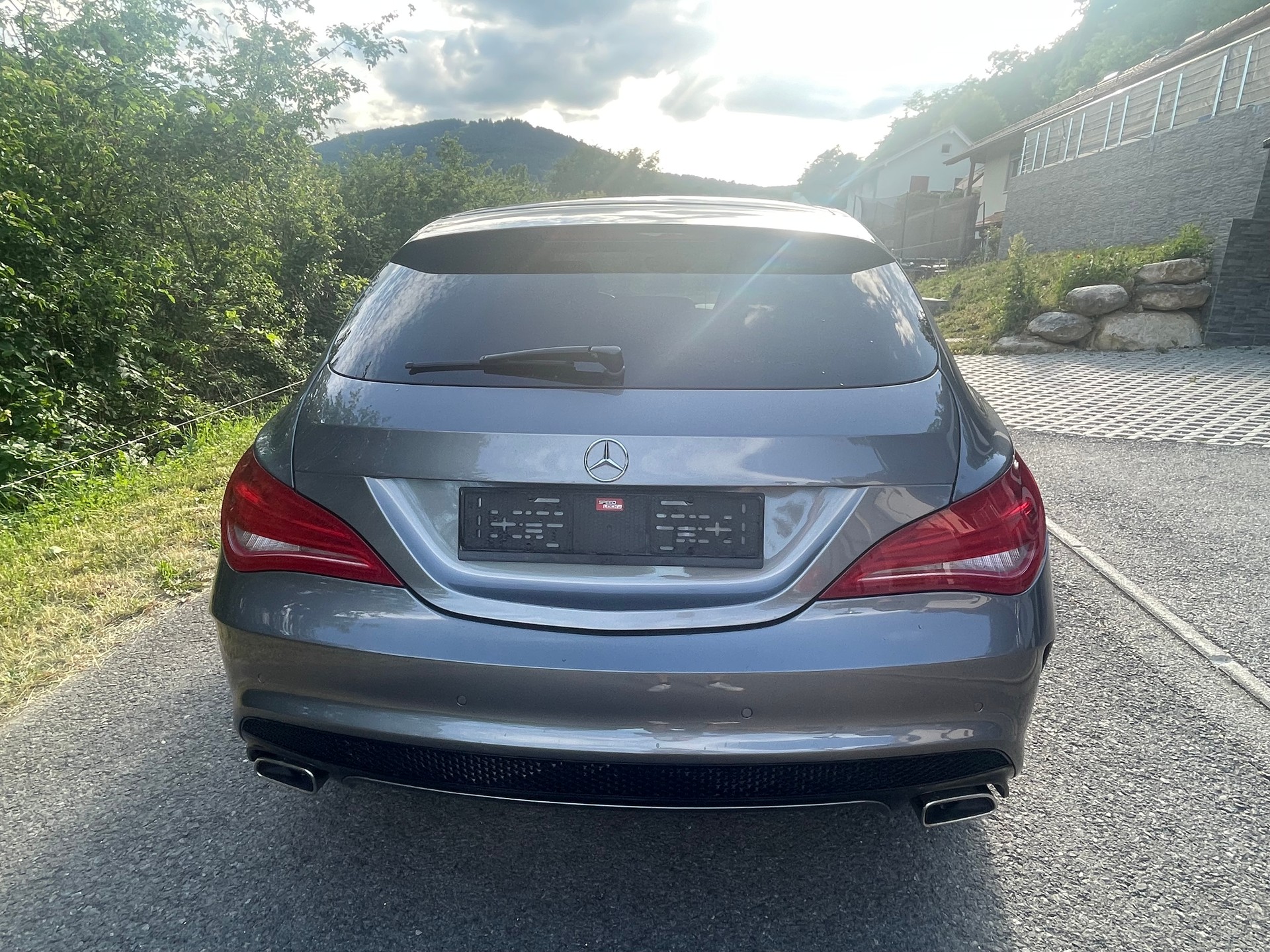 MERCEDES-BENZ CLA Shooting Brake 250 AMG Line 4Matic 7G-DCT-image-1