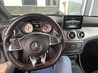 MERCEDES-BENZ CLA Shooting Brake 250 AMG Line 4Matic 7G-DCT-image-5