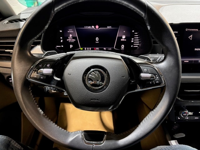 SKODA Scala 1.0 TSI Ambition DSG-image-9